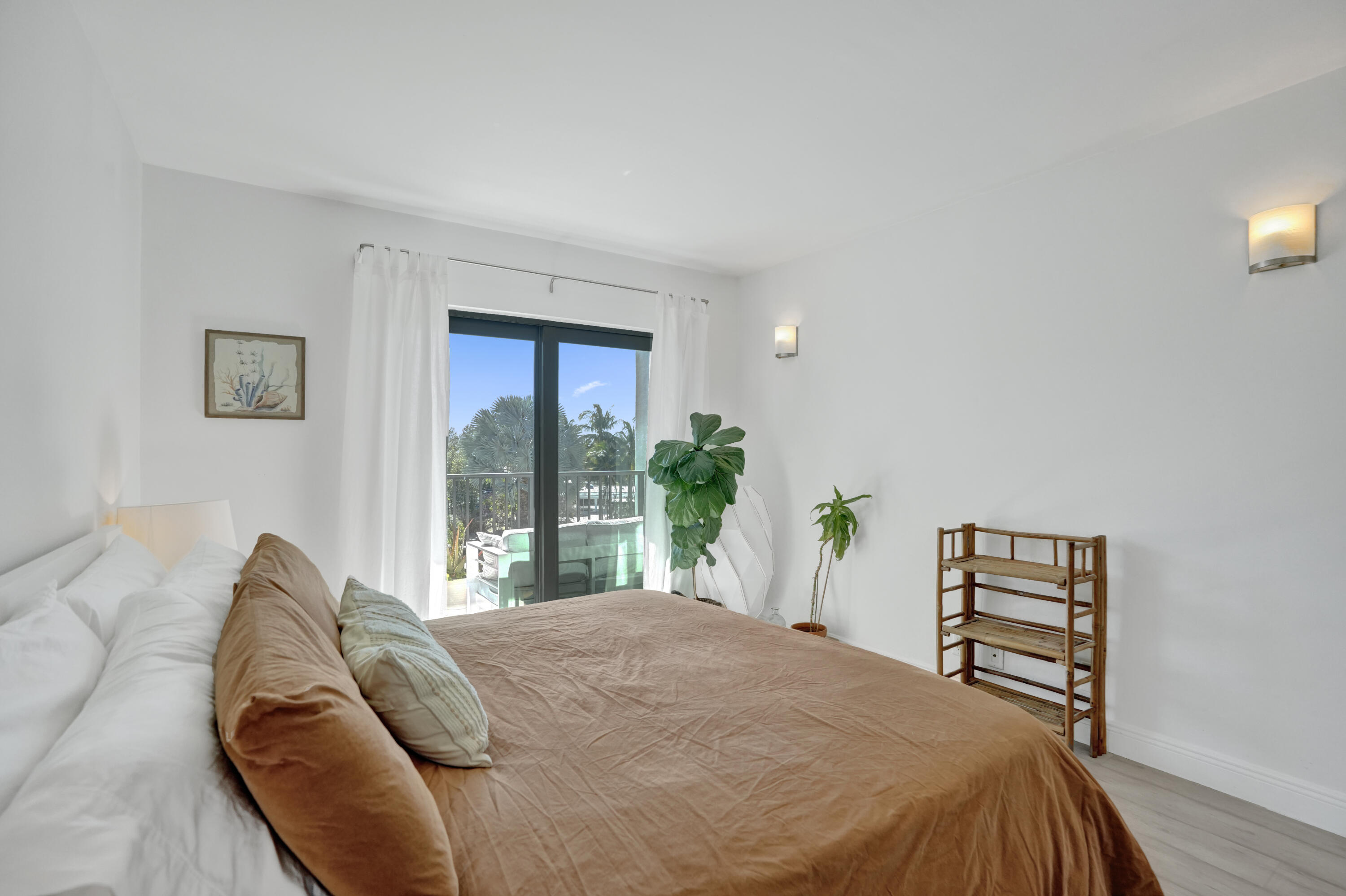1000 River Reach #423, Fort Lauderdale FL 33315
