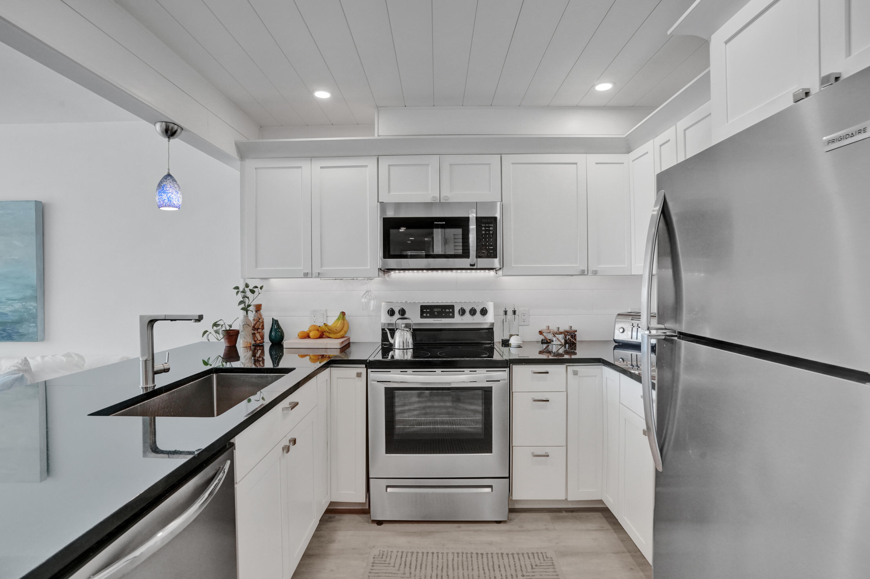 1000 River Reach #423, Fort Lauderdale FL 33315