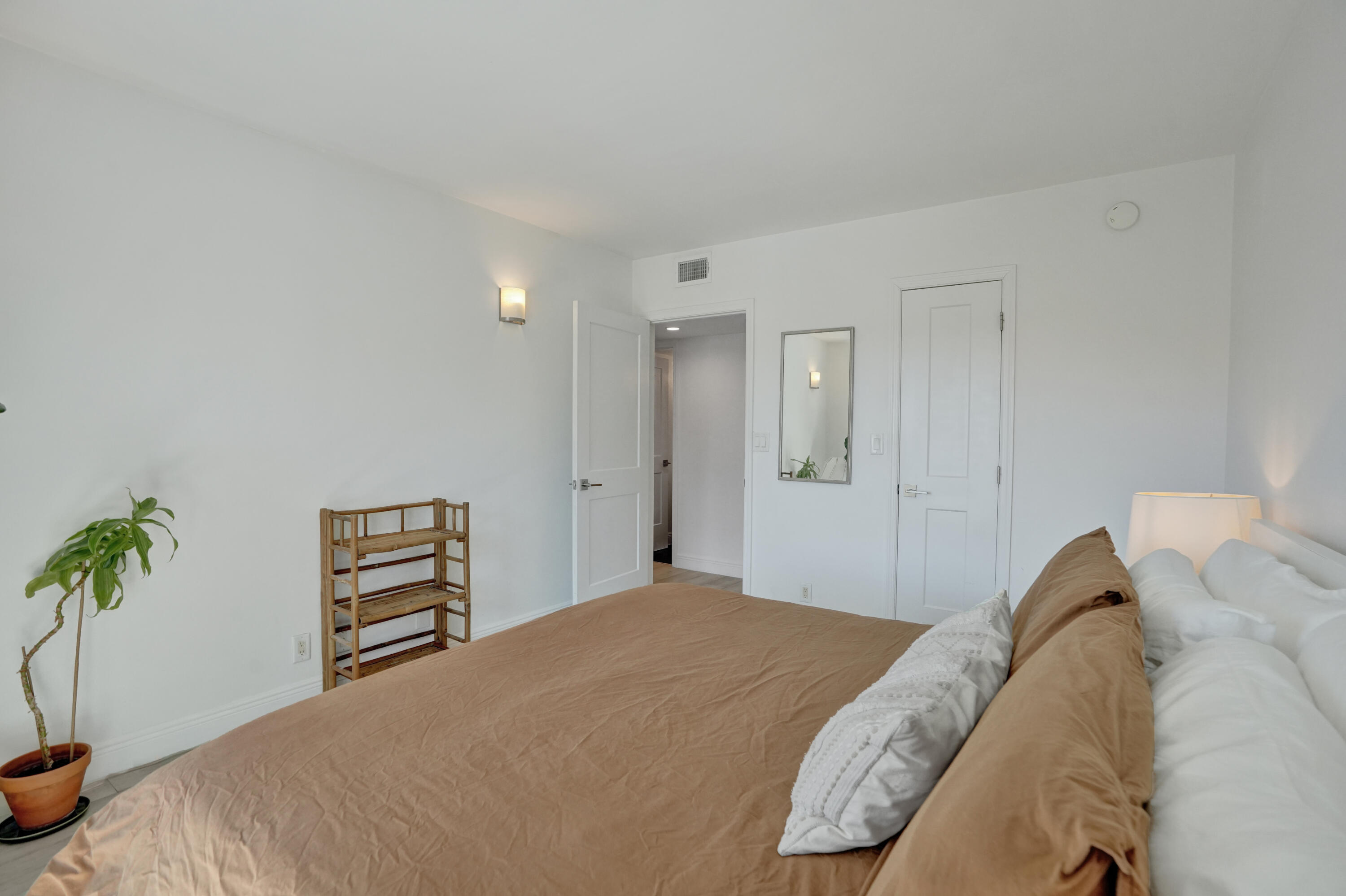 1000 River Reach #423, Fort Lauderdale FL 33315