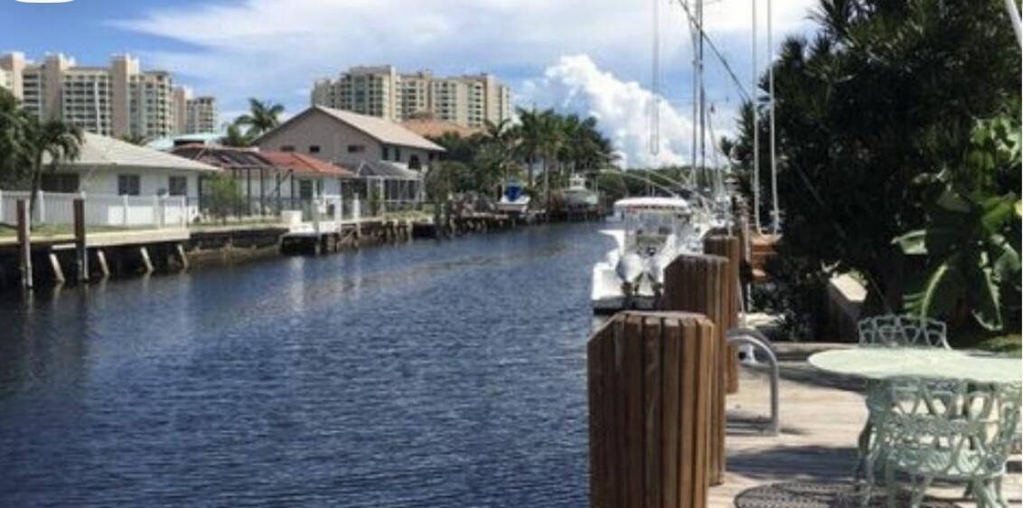 823 Forsyth, Boca Raton FL 33487