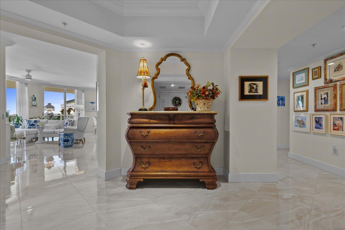 3620 Gardens #503b, Palm Beach Gardens FL 33410