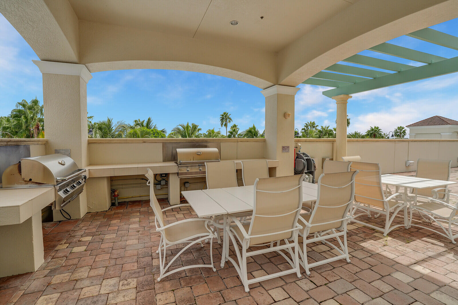 3620 Gardens #503b, Palm Beach Gardens FL 33410