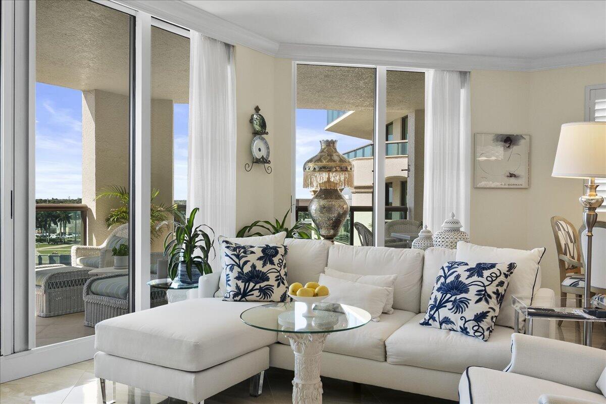 3620 Gardens #503b, Palm Beach Gardens FL 33410