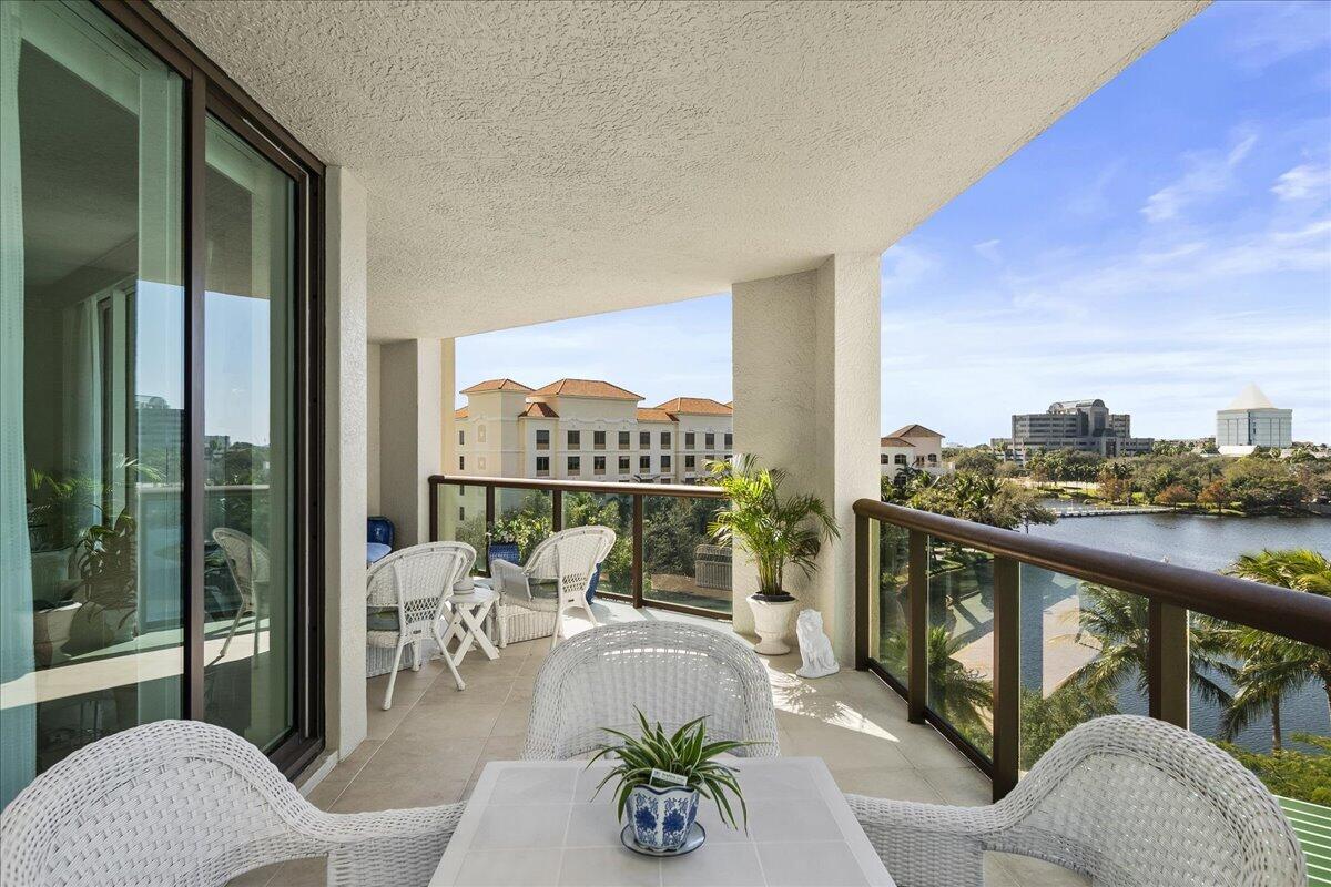3620 Gardens #503b, Palm Beach Gardens FL 33410