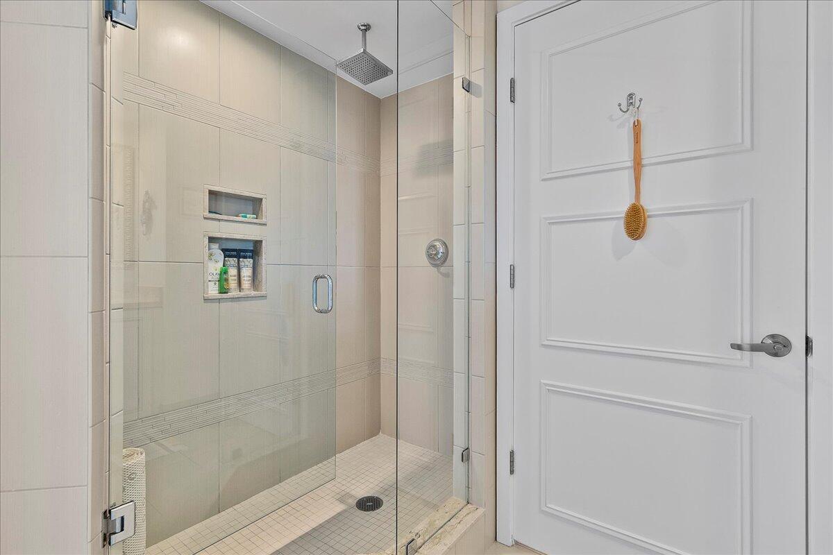 3620 Gardens #503b, Palm Beach Gardens FL 33410