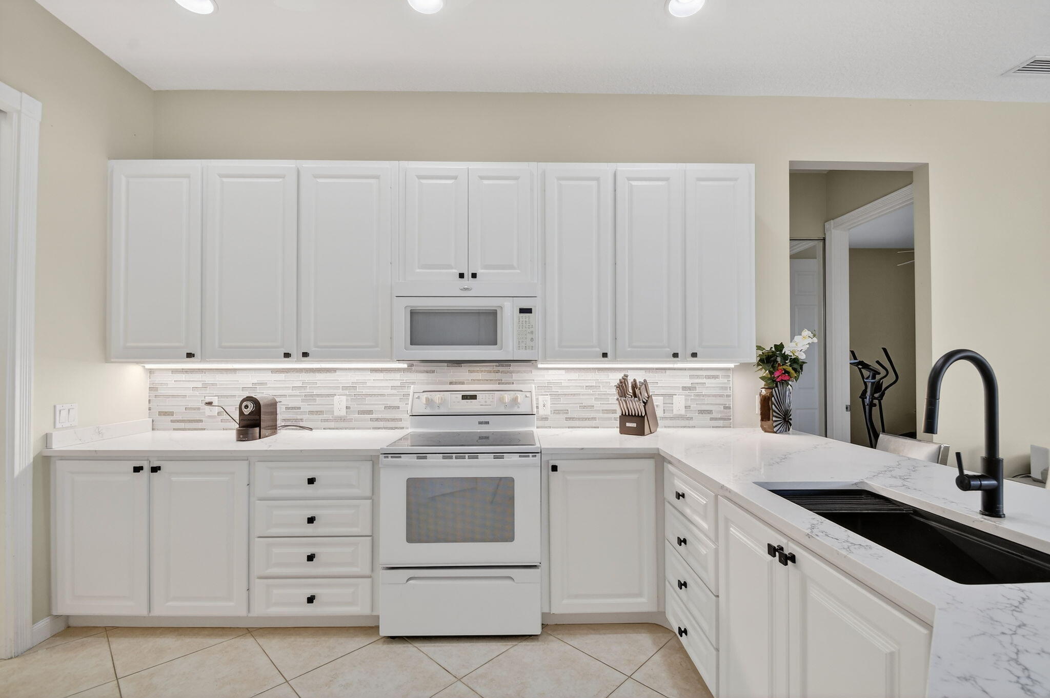 7139 Crystal Lake, West Palm Beach FL 33411