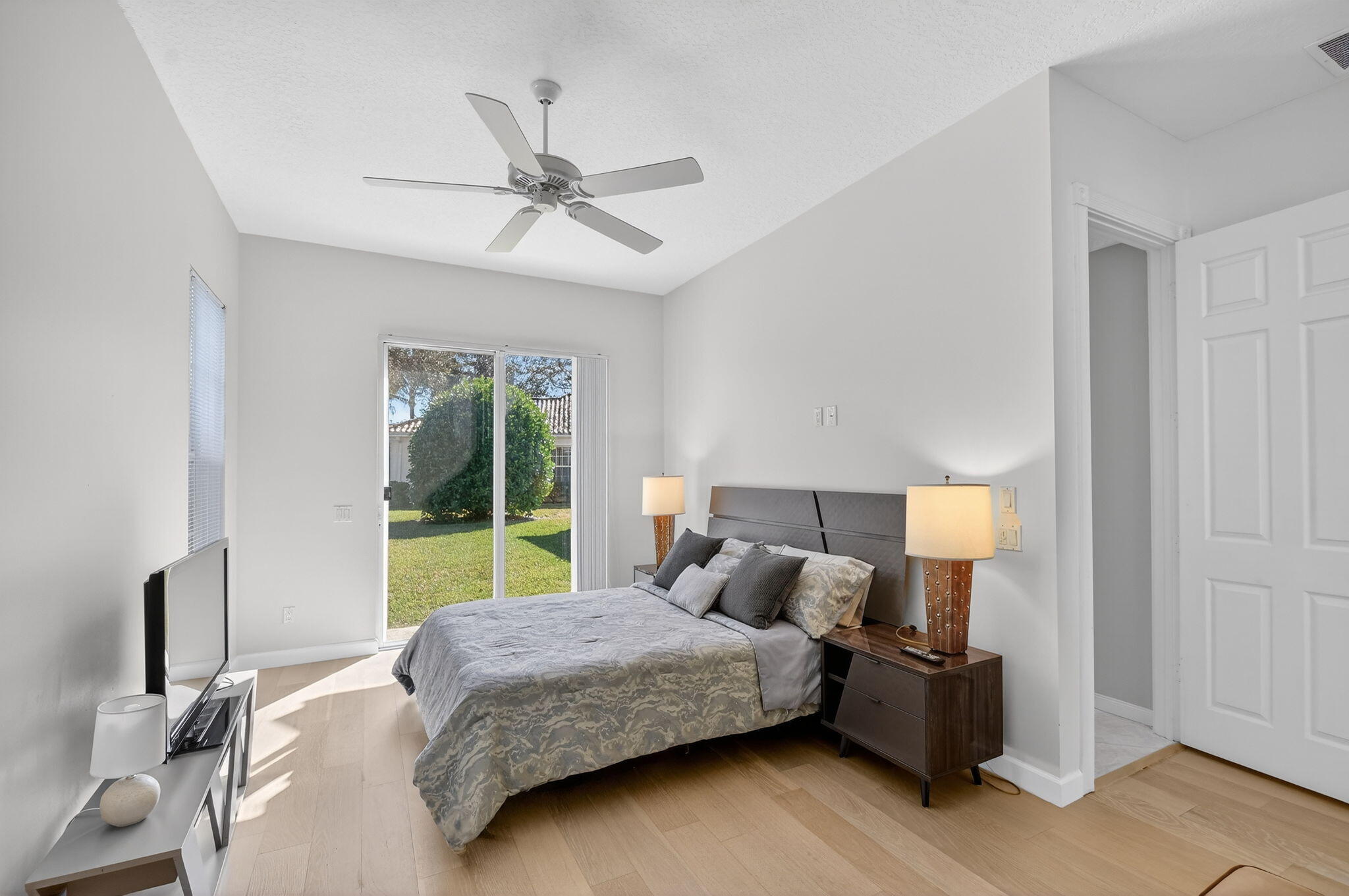7139 Crystal Lake, West Palm Beach FL 33411