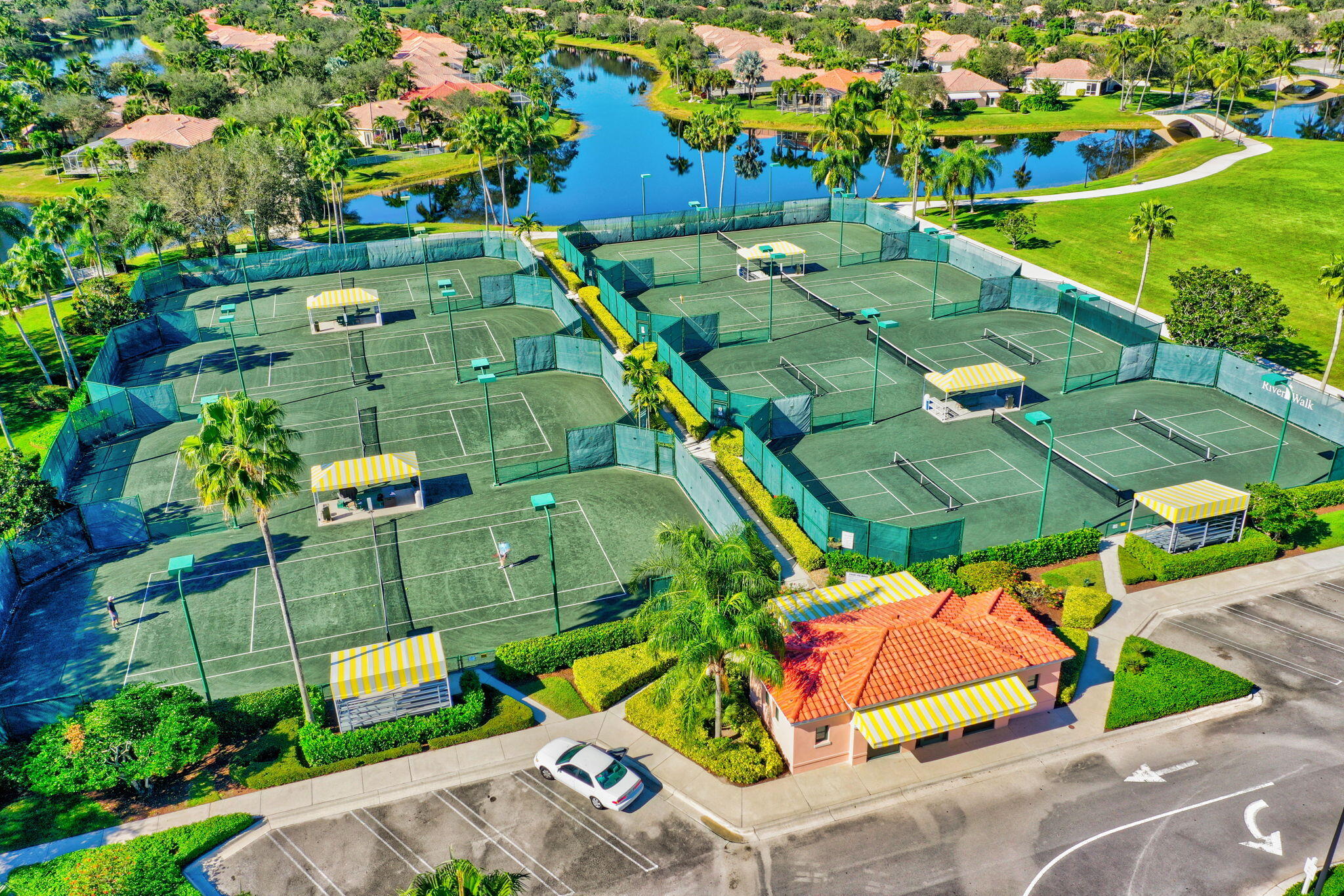 7139 Crystal Lake, West Palm Beach FL 33411