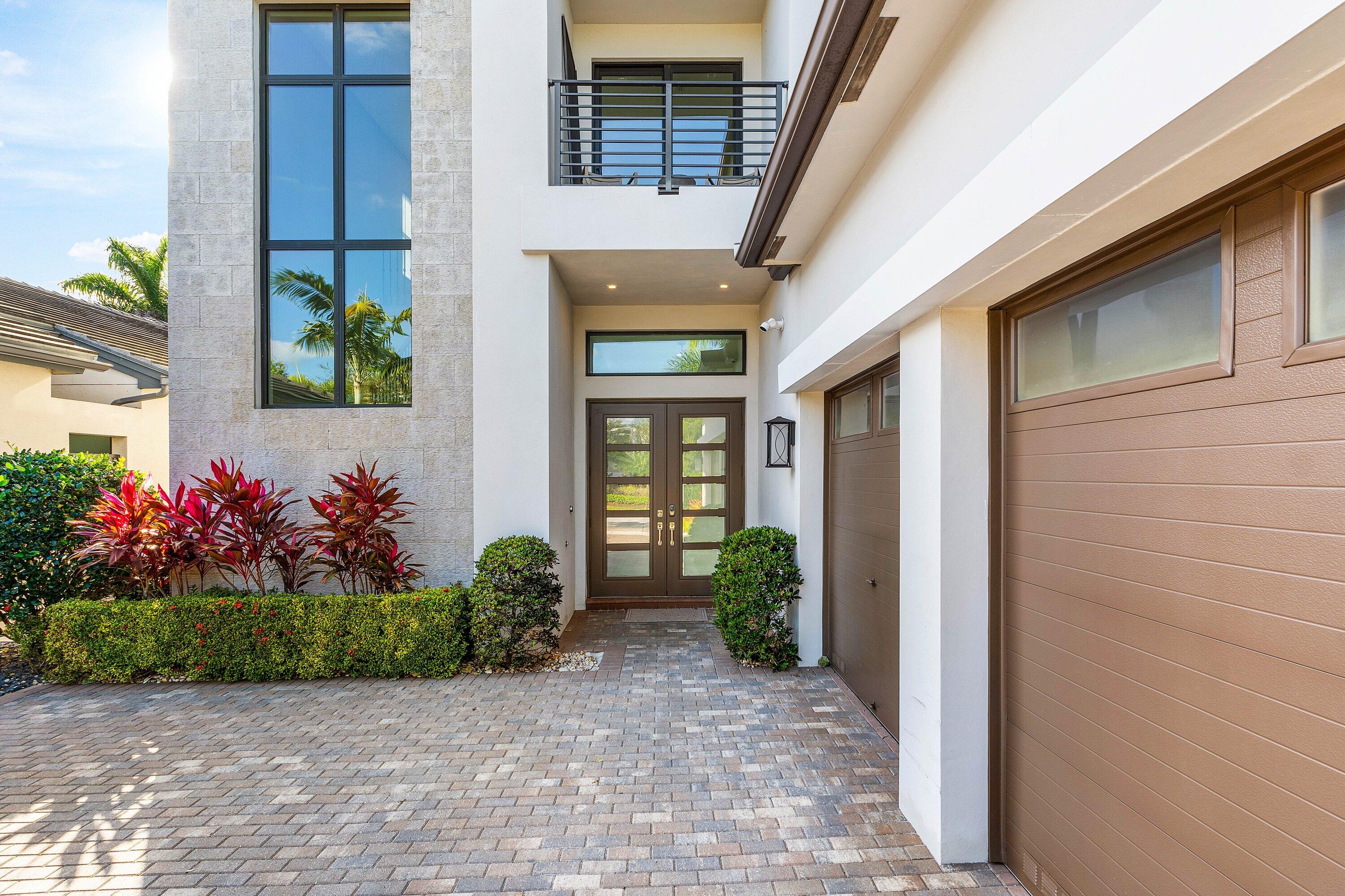 17317 Santaluce, Boca Raton FL 33496