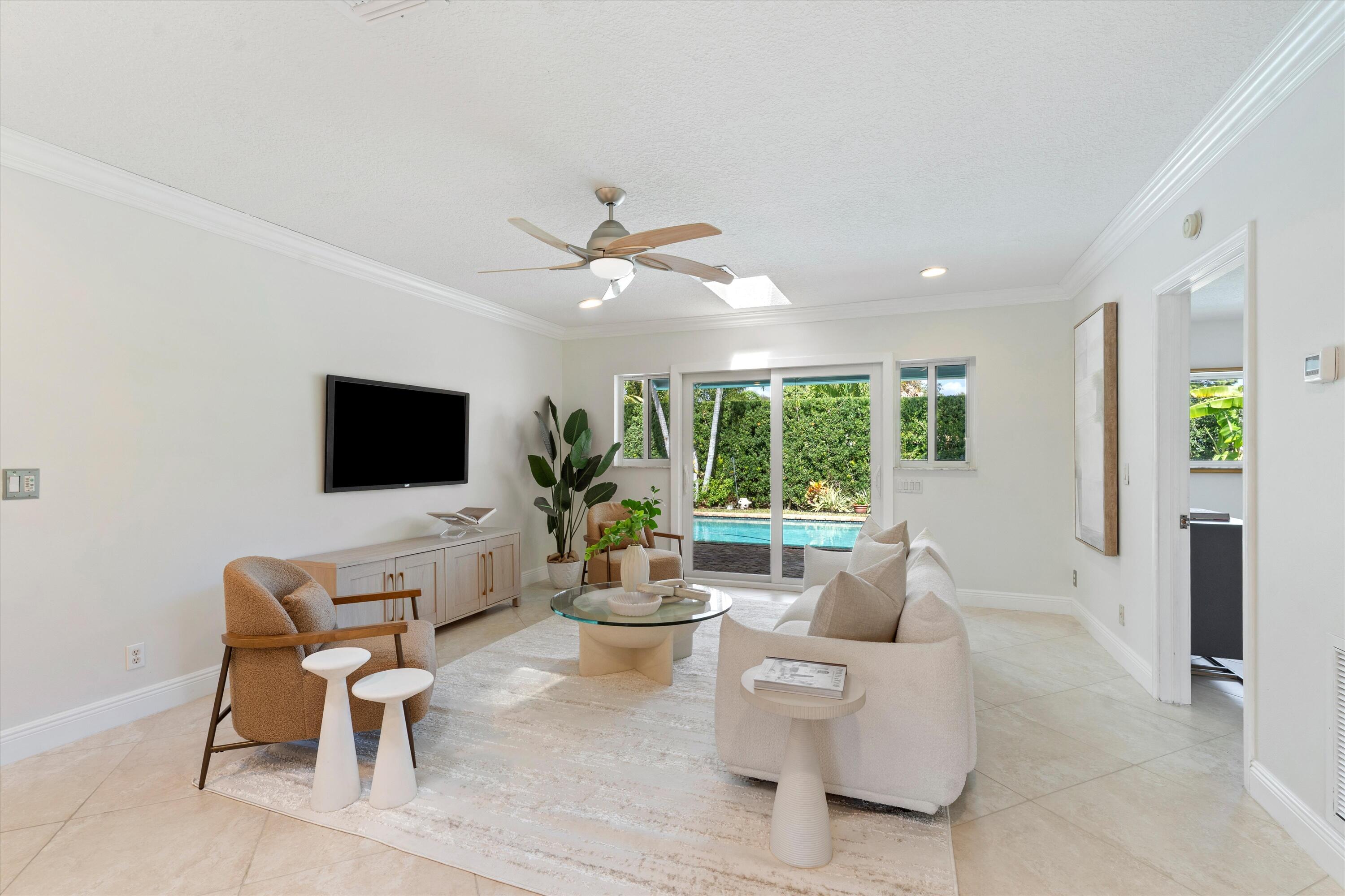1041 SW 7th, Boca Raton FL 33486