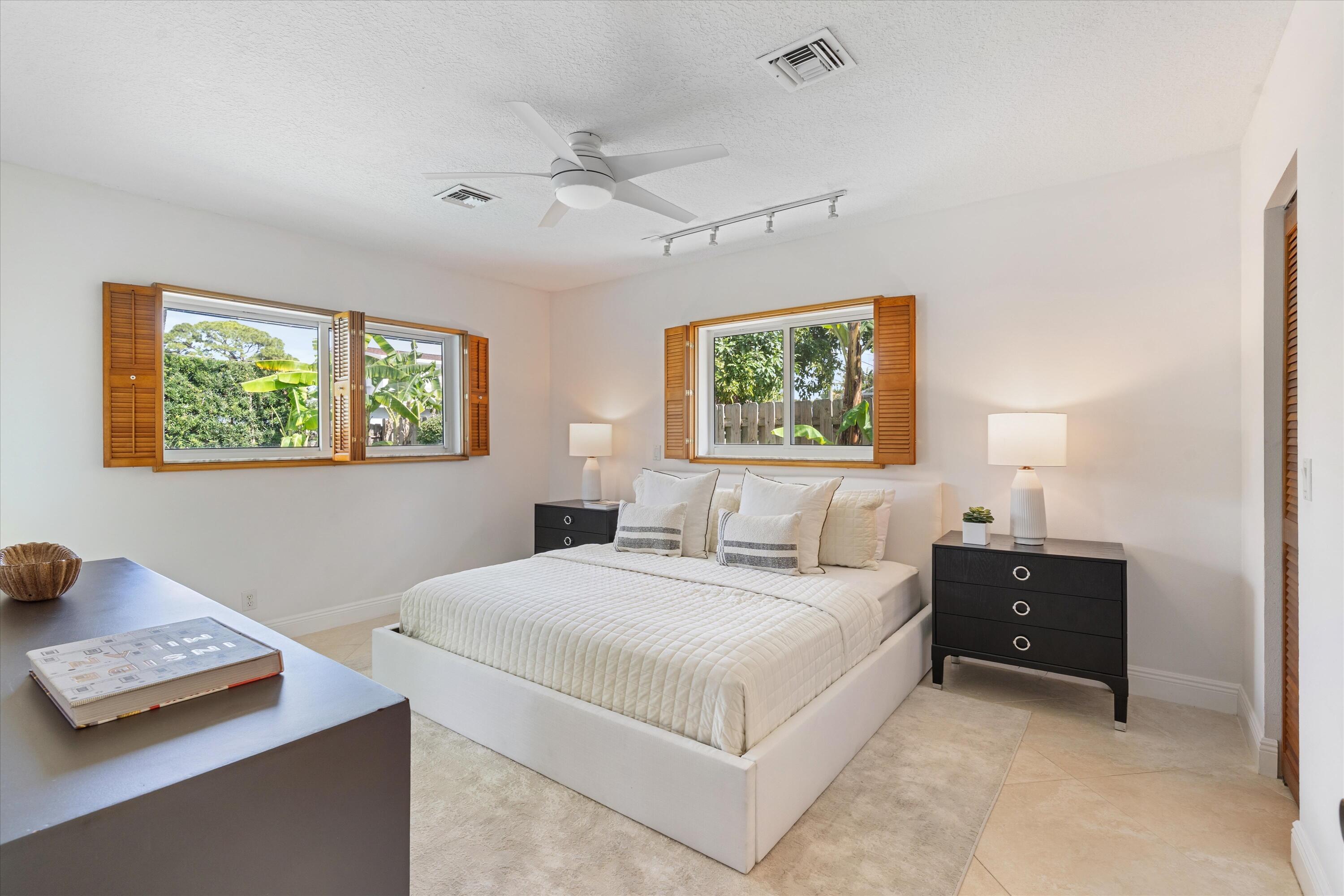 1041 SW 7th, Boca Raton FL 33486
