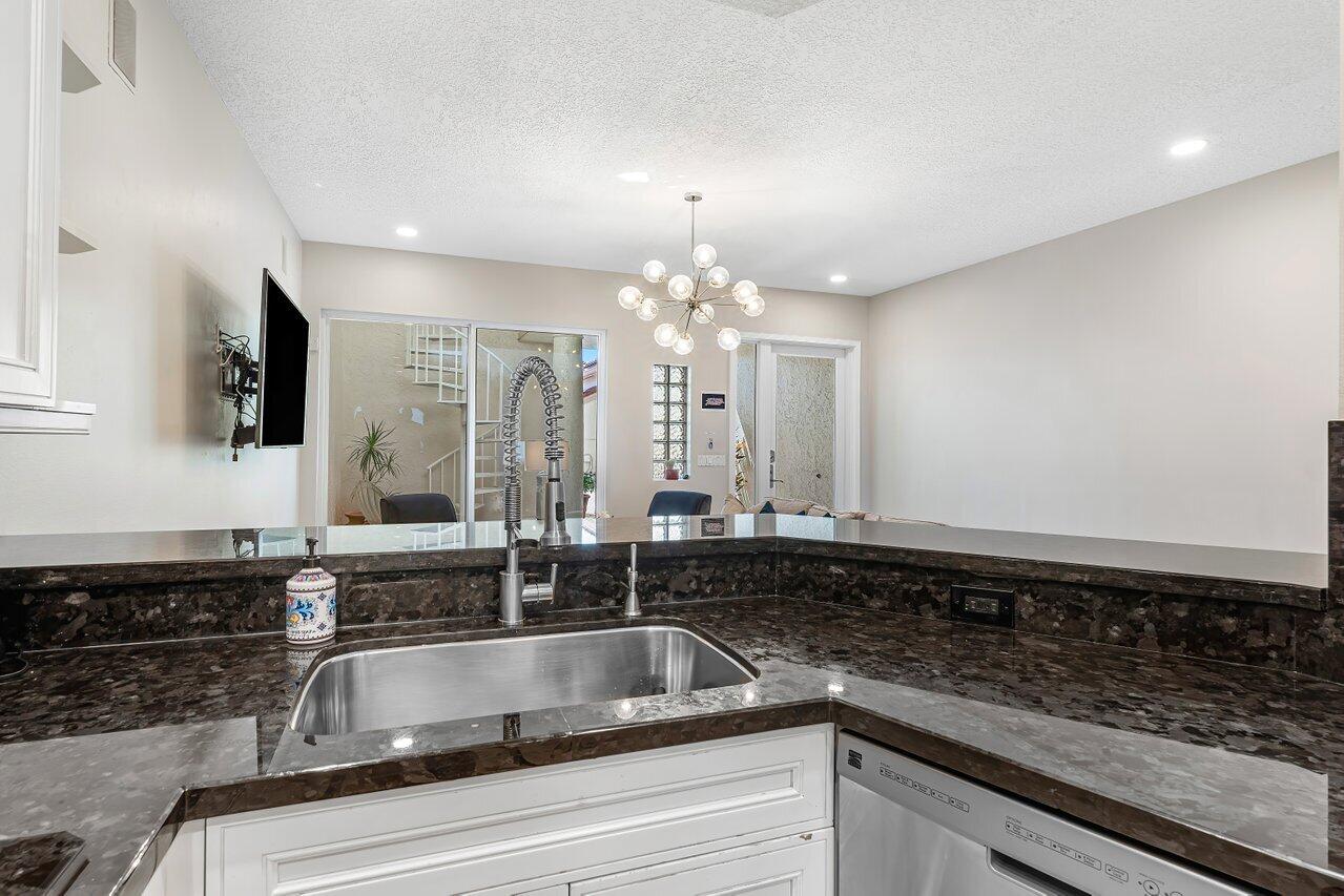 4517 S Ocean, Highland Beach FL 33487