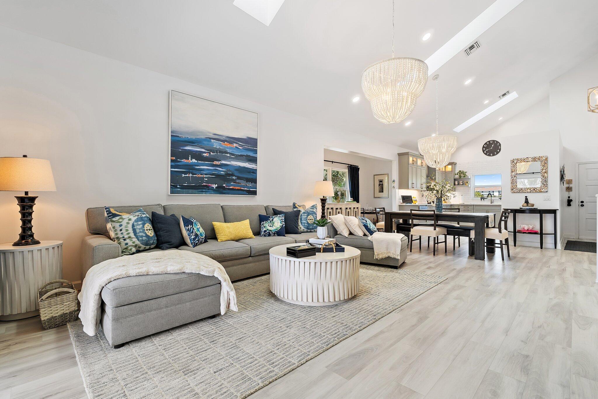 4161 S Us Highway 1 #E3, Jupiter FL 33477
