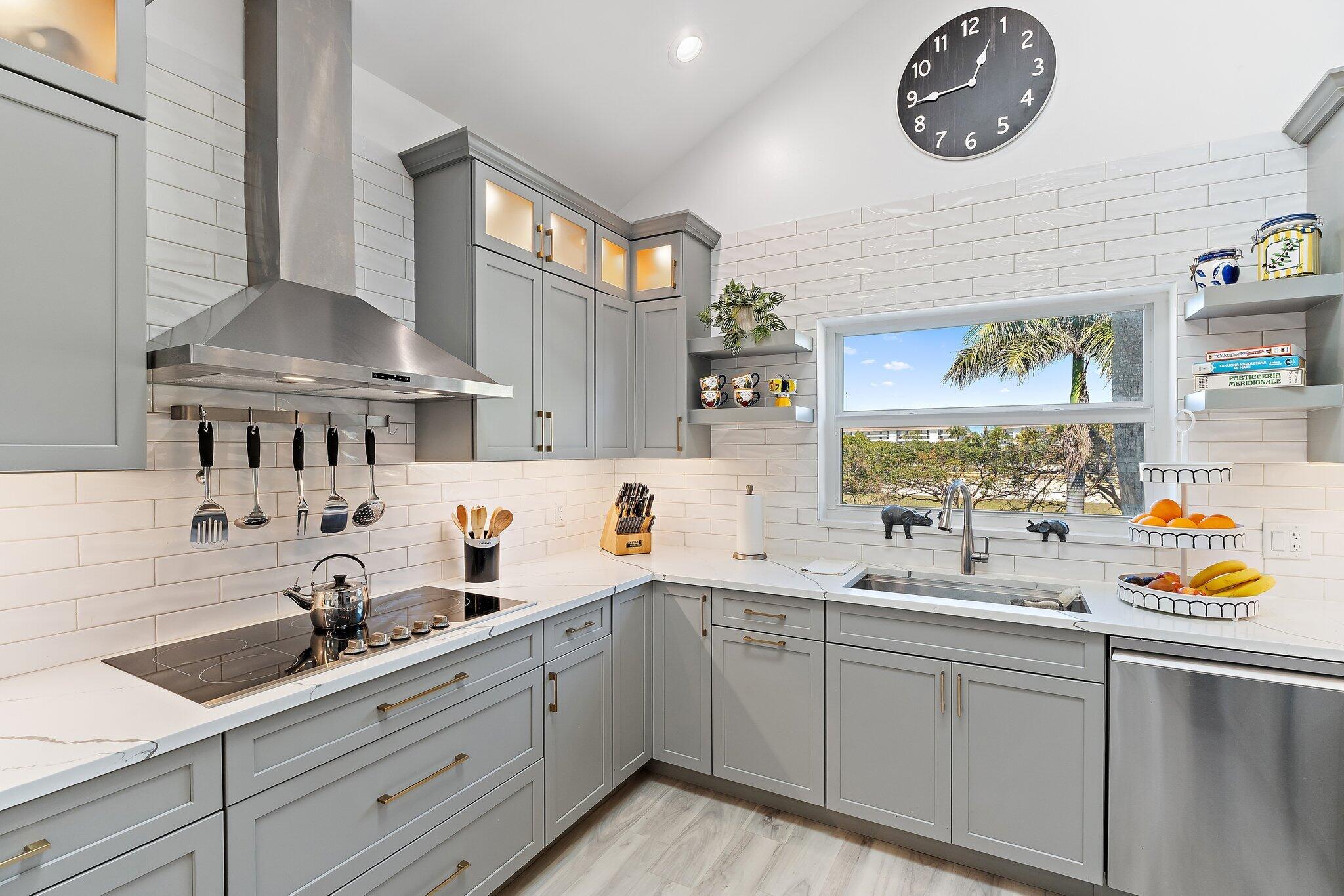 4161 S Us Highway 1 #E3, Jupiter FL 33477