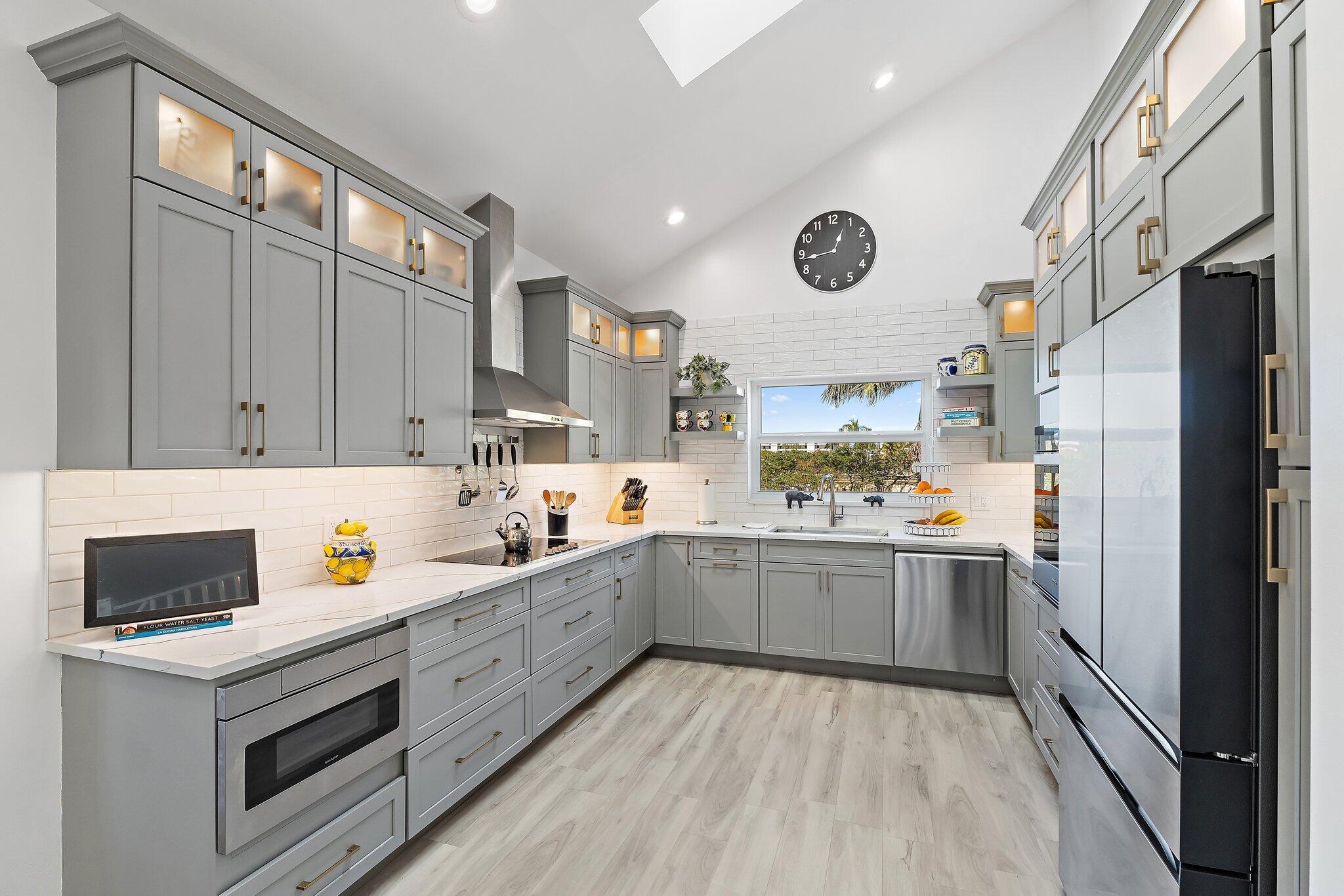 4161 S Us Highway 1 #E3, Jupiter FL 33477