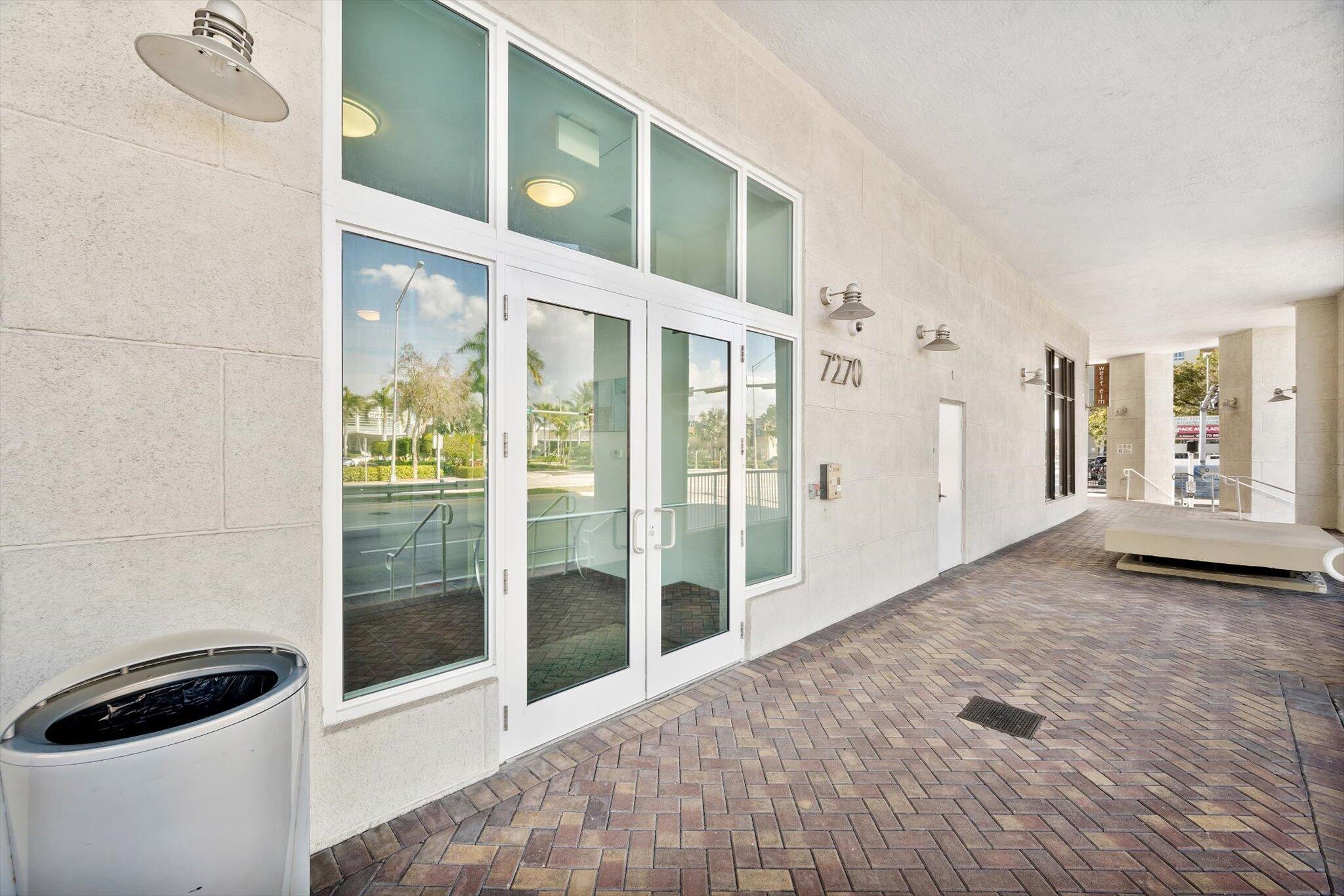 7270 SW 88th #B203, Miami FL 33156