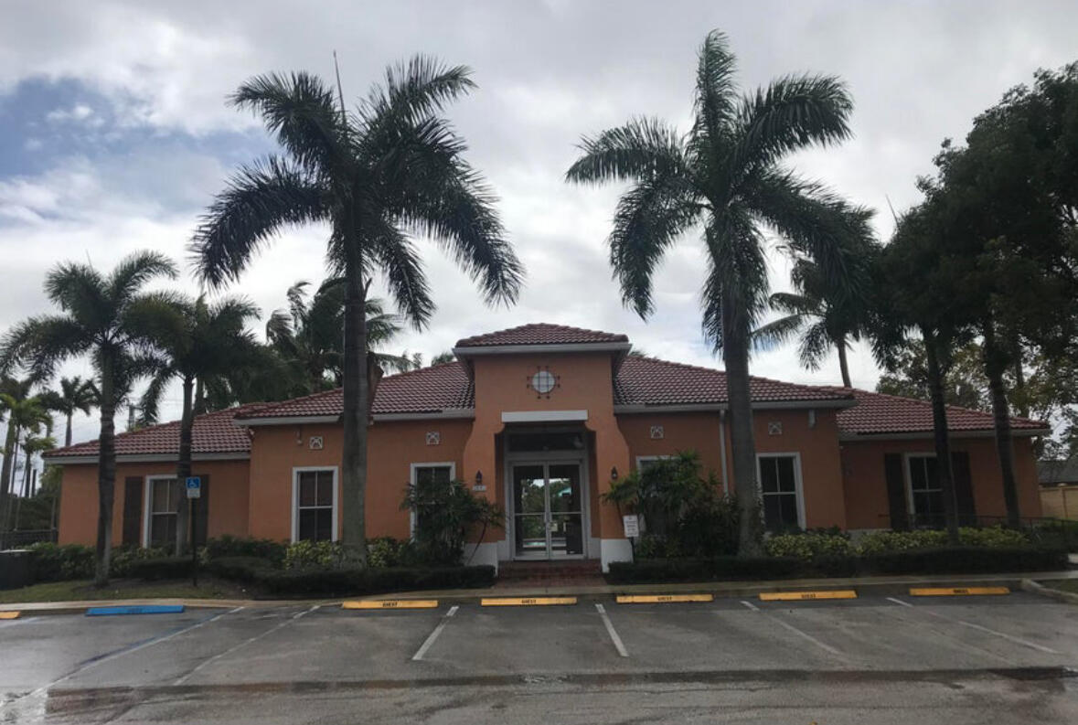 3545 Forest Hill #2, West Palm Beach FL 33406