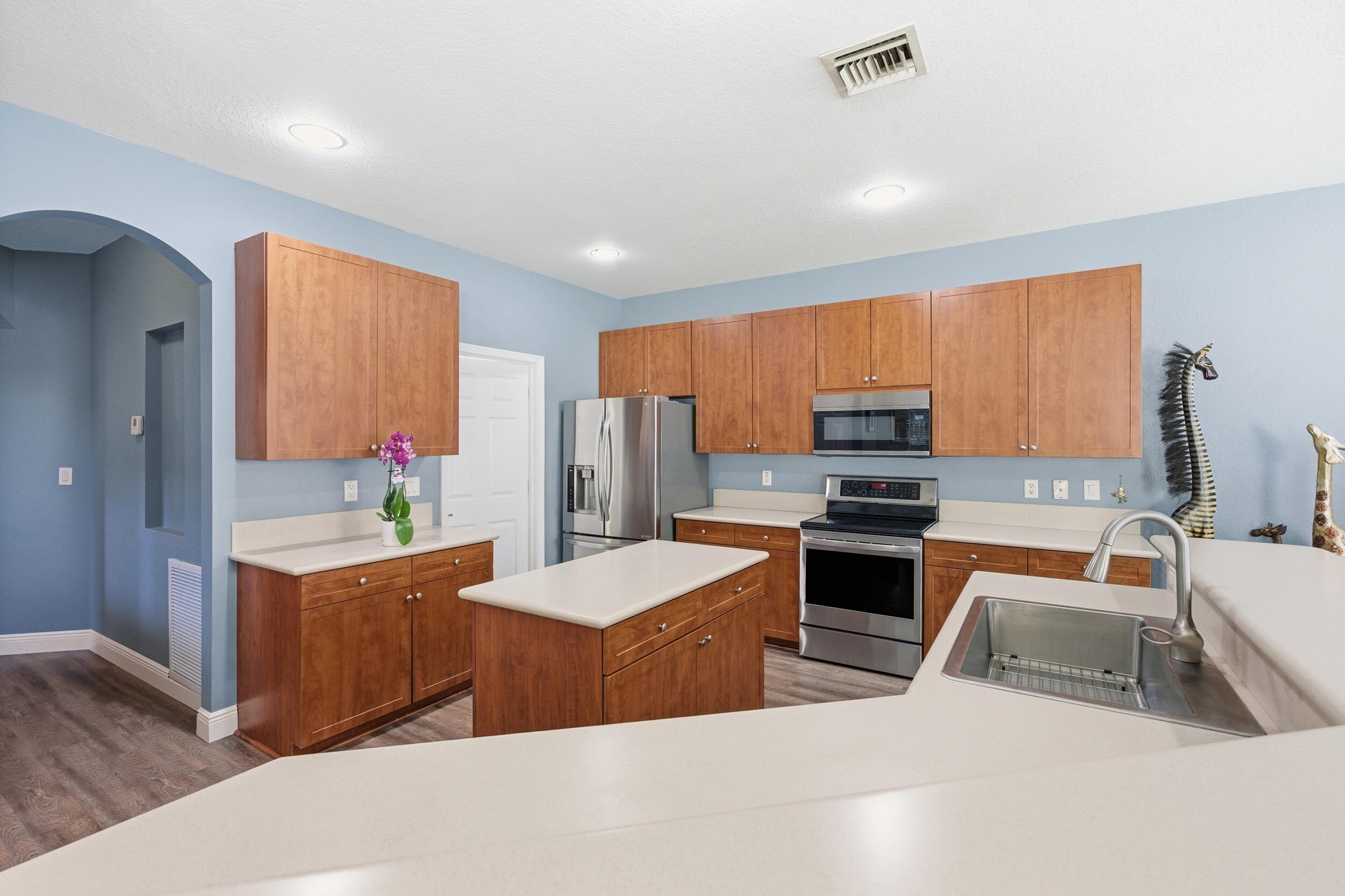 3093 Bollard, West Palm Beach FL 33411