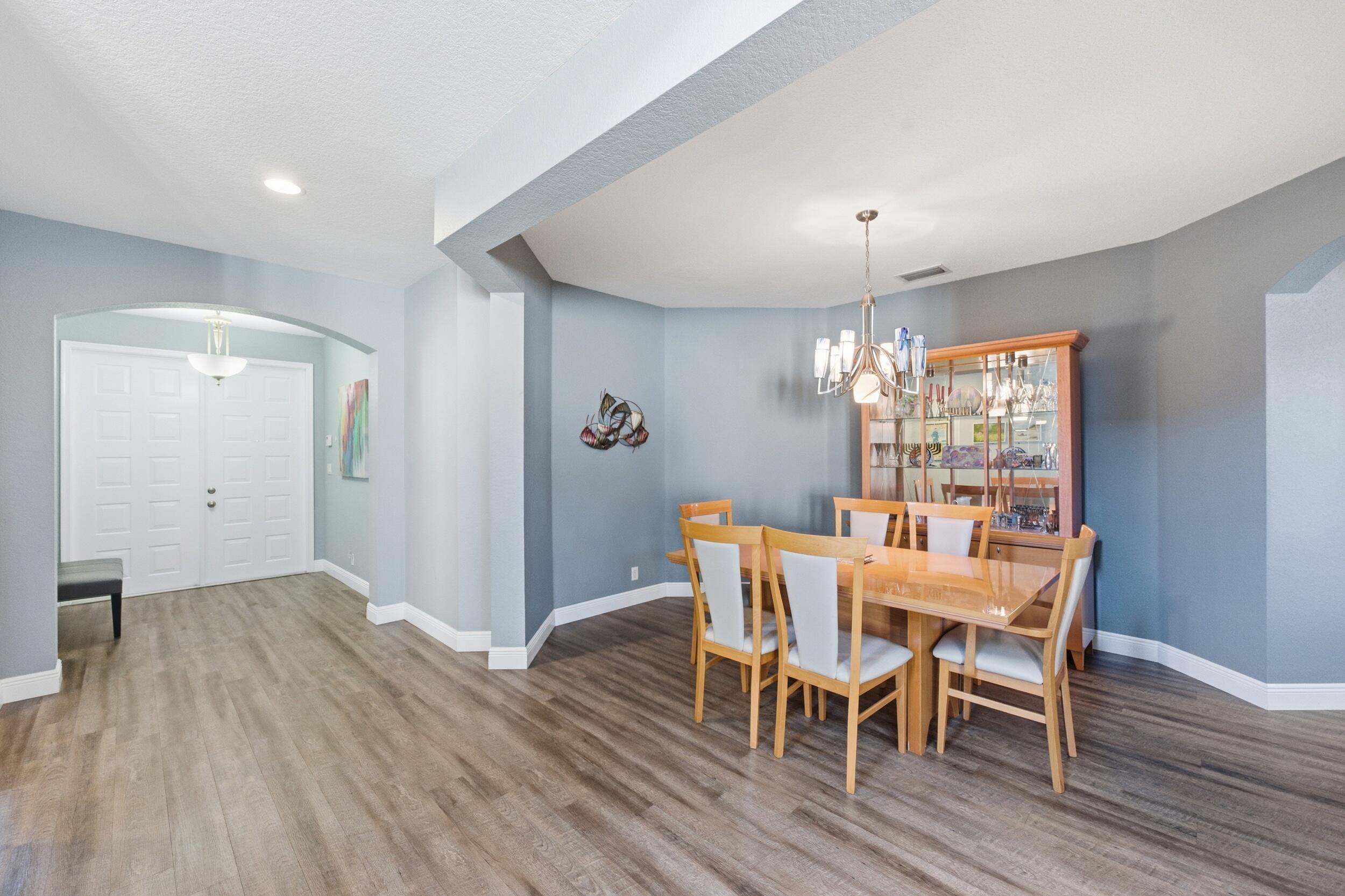 3093 Bollard, West Palm Beach FL 33411