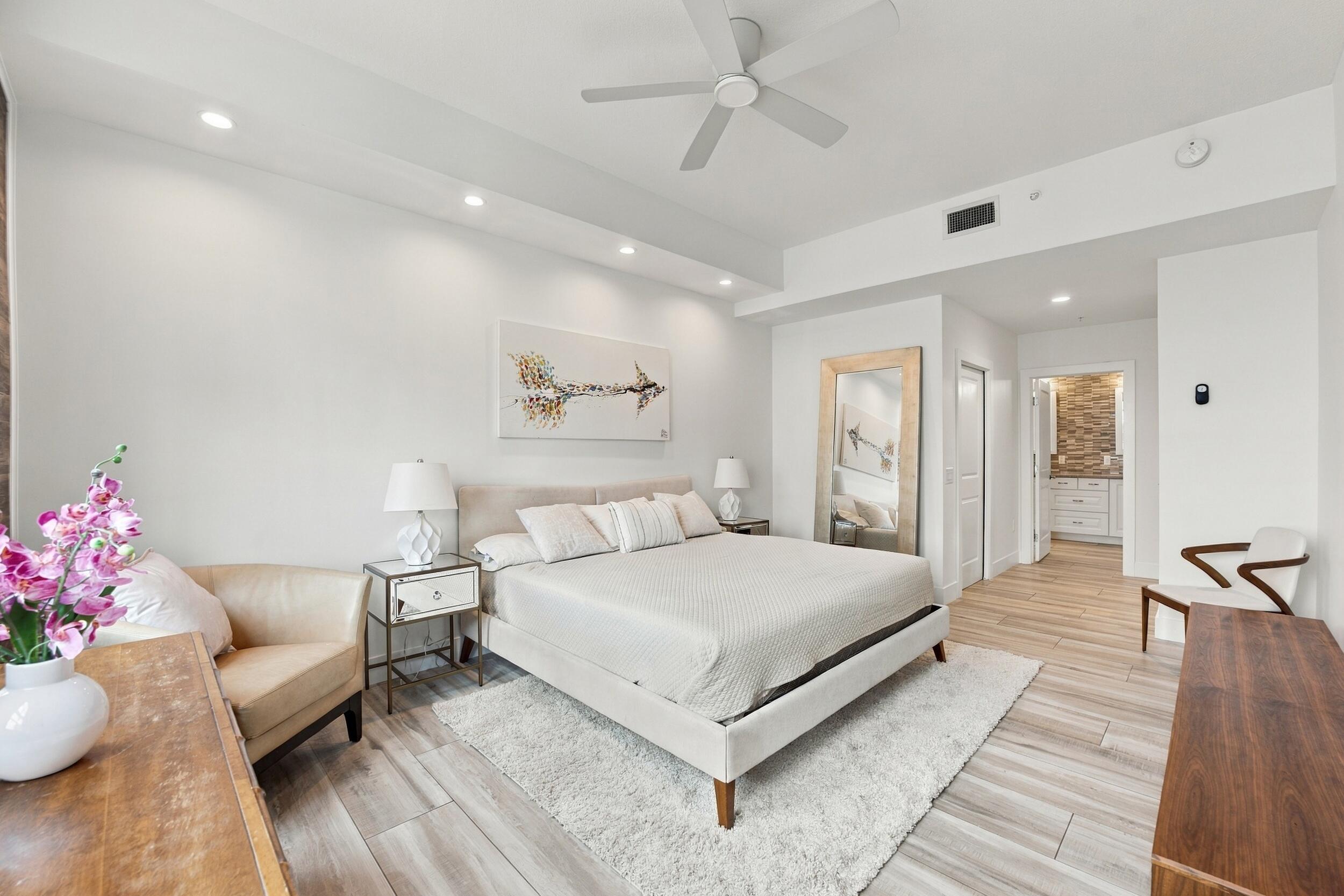 410 Evernia #807, West Palm Beach FL 33401
