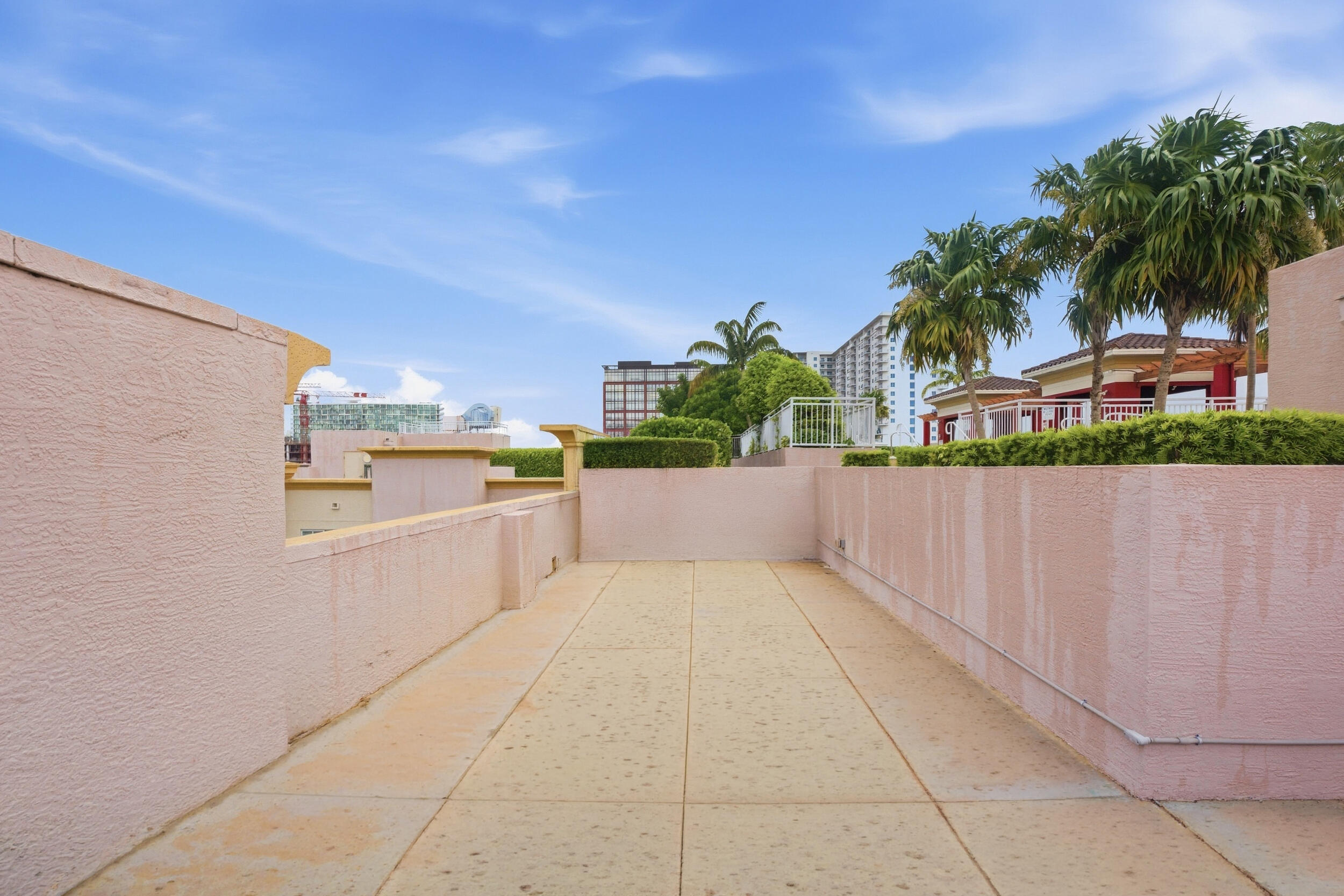 410 Evernia #807, West Palm Beach FL 33401
