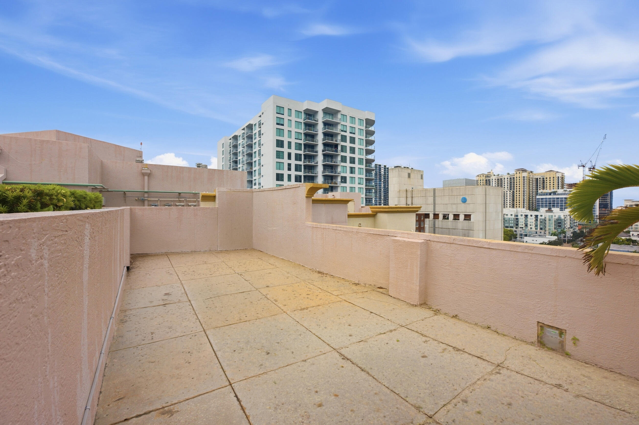 410 Evernia #807, West Palm Beach FL 33401