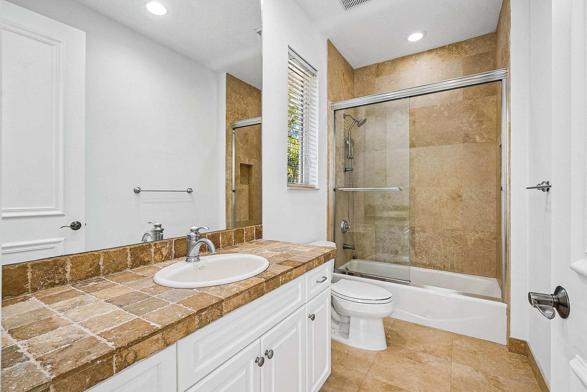 17698 Middlebrook, Boca Raton FL 33496