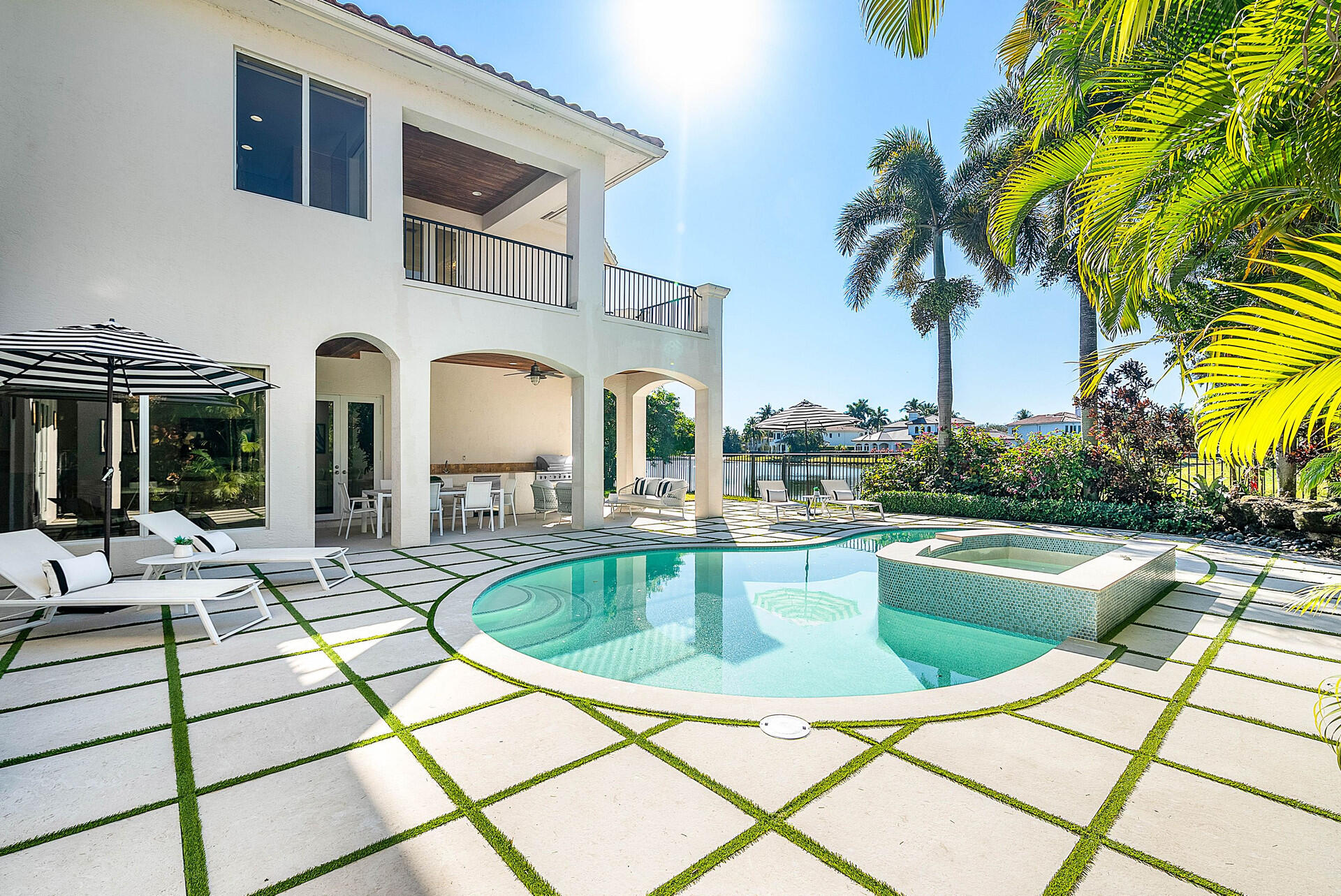 17698 Middlebrook, Boca Raton FL 33496