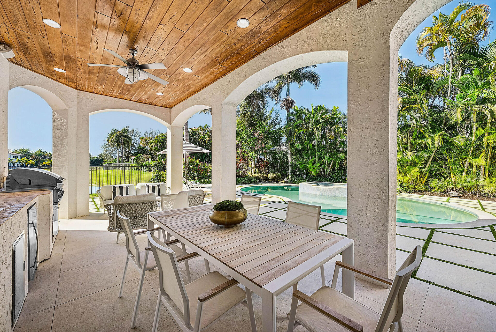 17698 Middlebrook, Boca Raton FL 33496