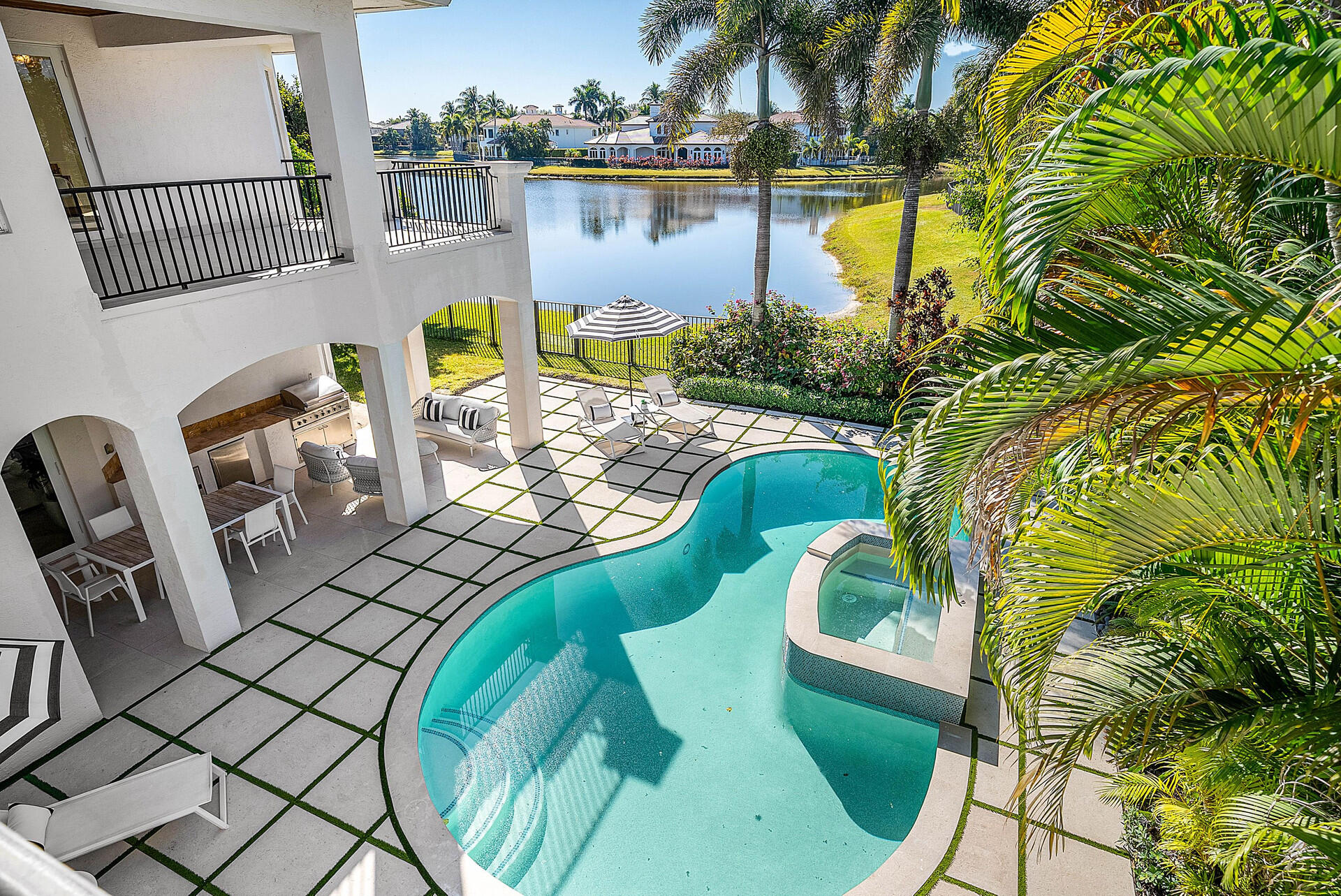 17698 Middlebrook, Boca Raton FL 33496
