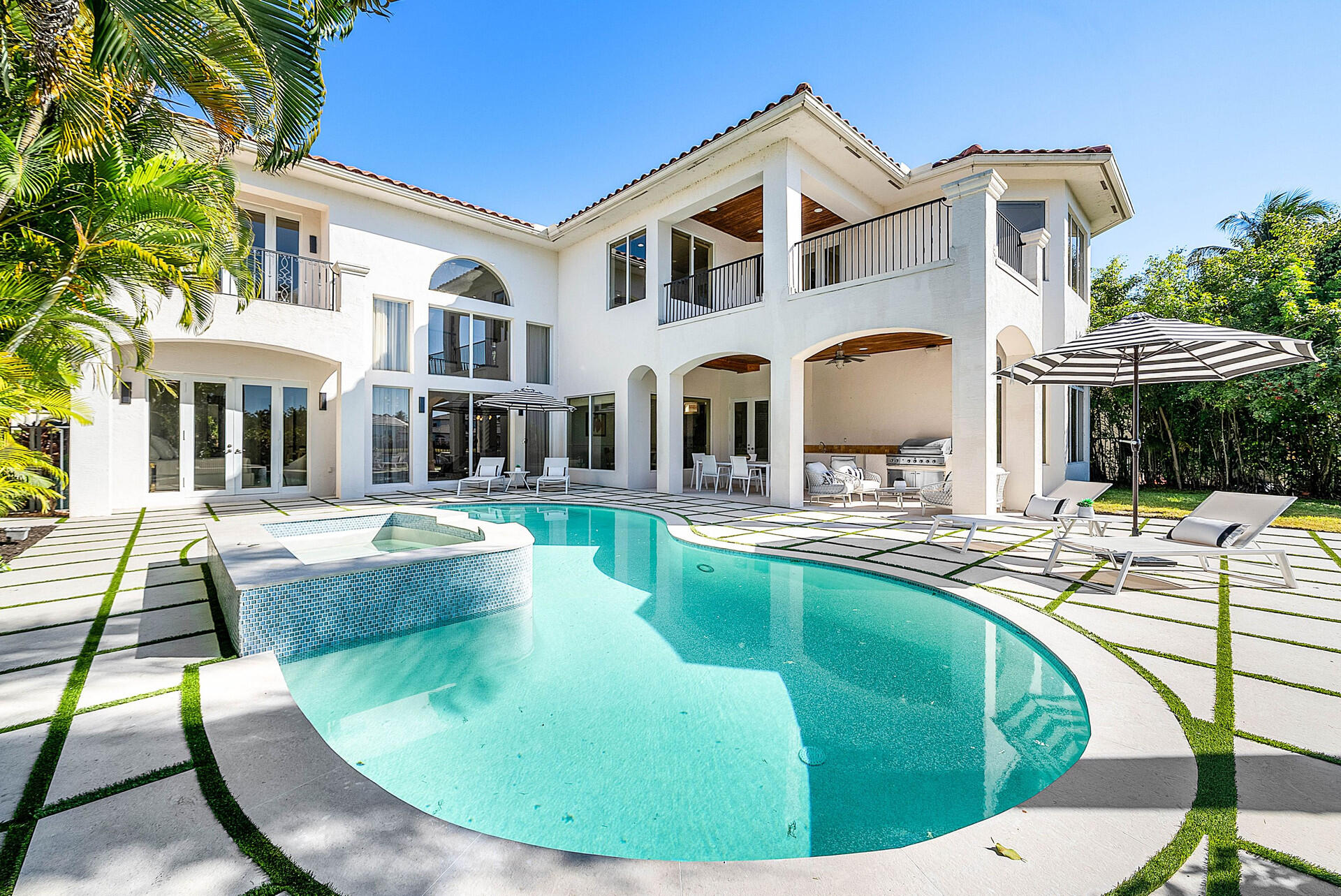 17698 Middlebrook, Boca Raton FL 33496