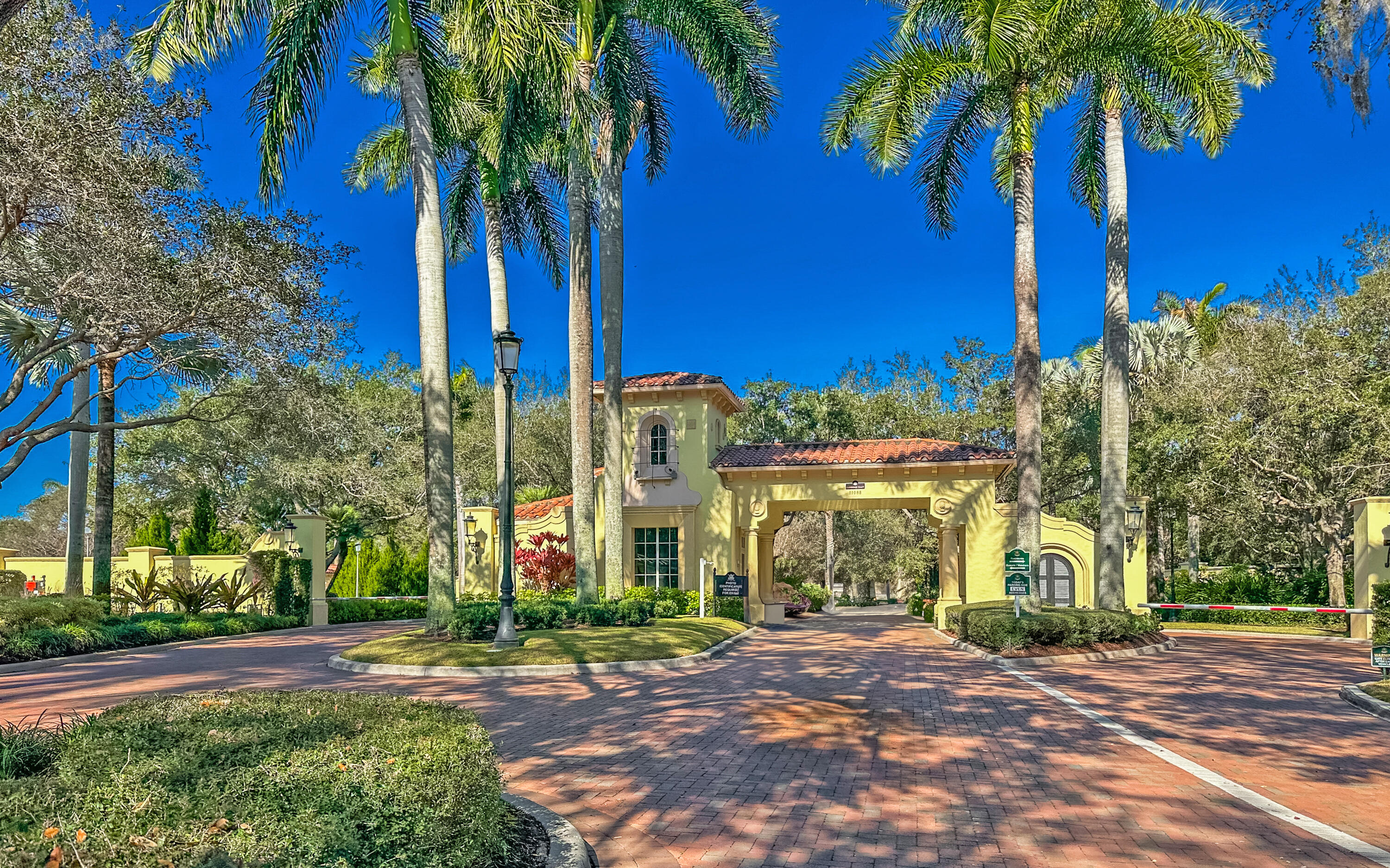 11513 Green Bayberry, Palm Beach Gardens FL 33418