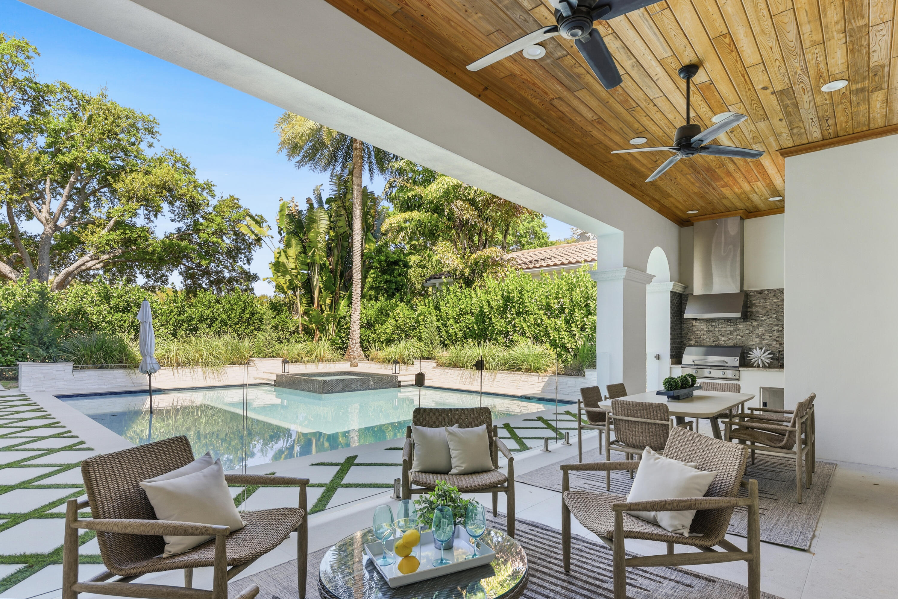 11513 Green Bayberry, Palm Beach Gardens FL 33418