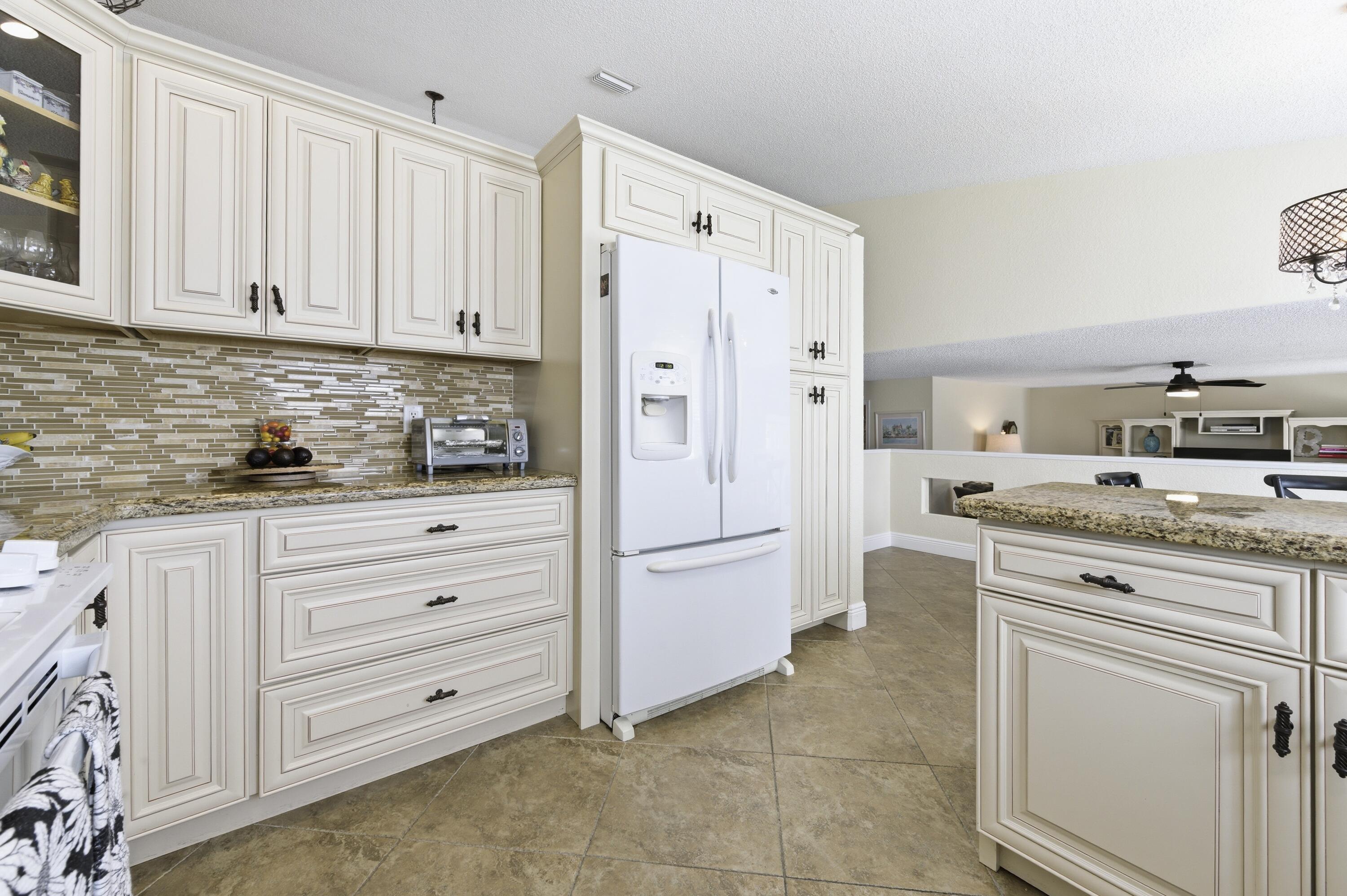 18234 Blue Lake, Boca Raton FL 33498