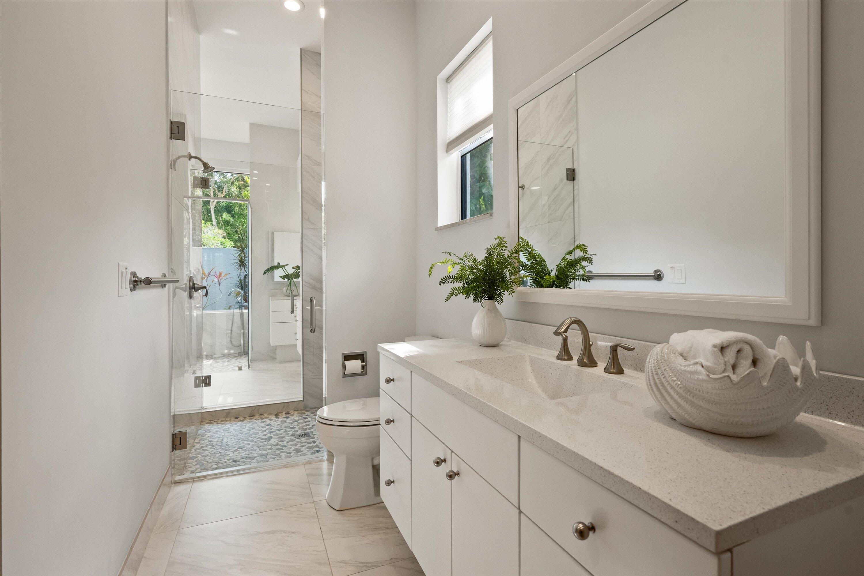 1362 Breakers West, West Palm Beach FL 33411