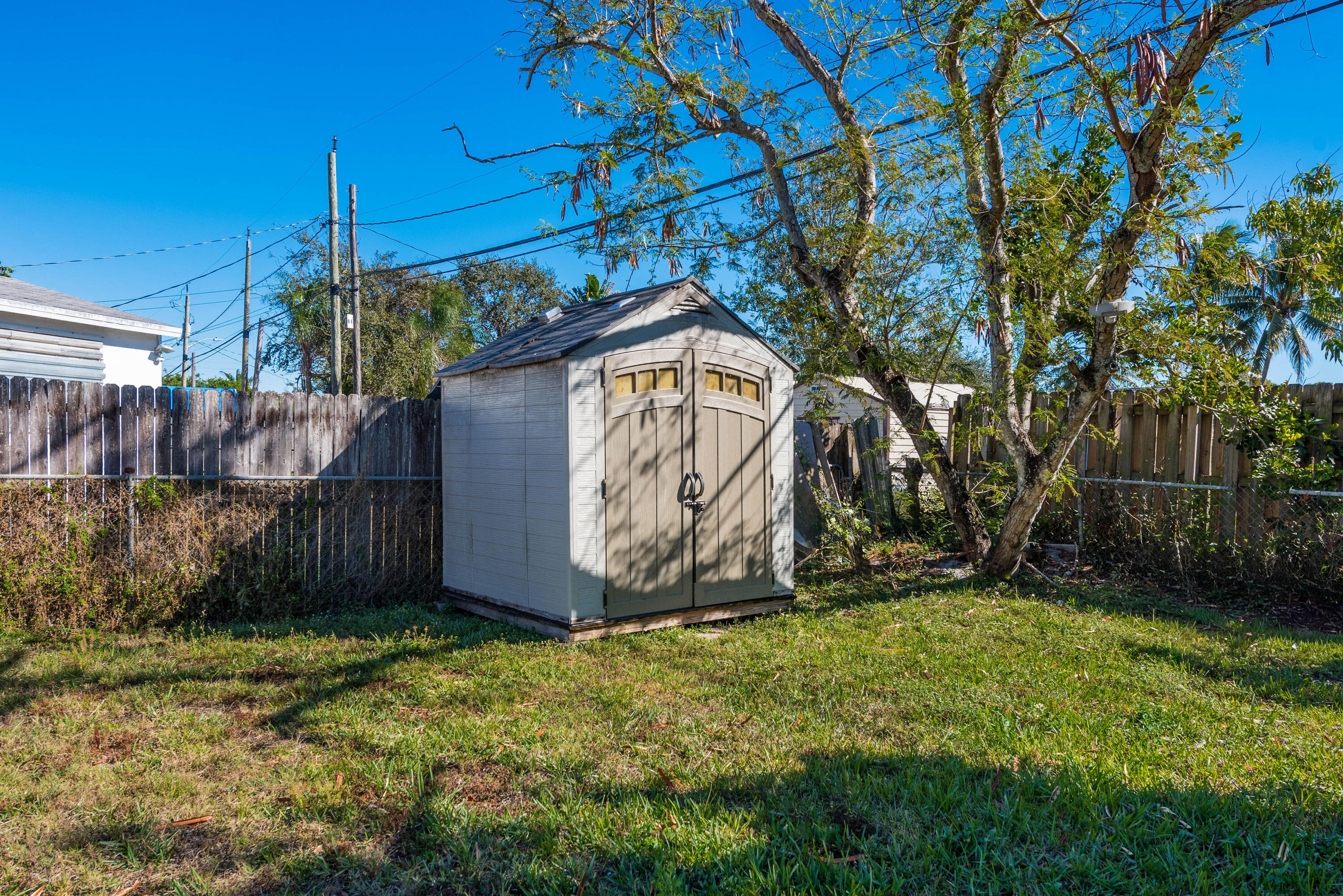 3914 Serubi, Palm Springs FL 33461