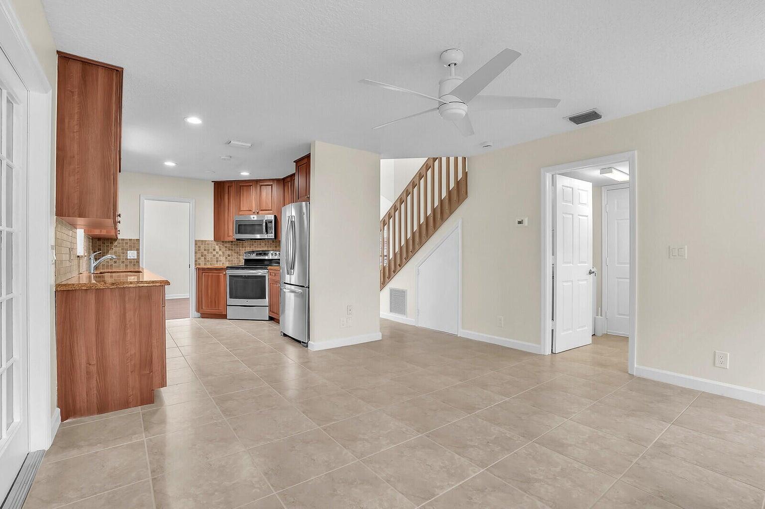 6467 Foster, Jupiter FL 33458