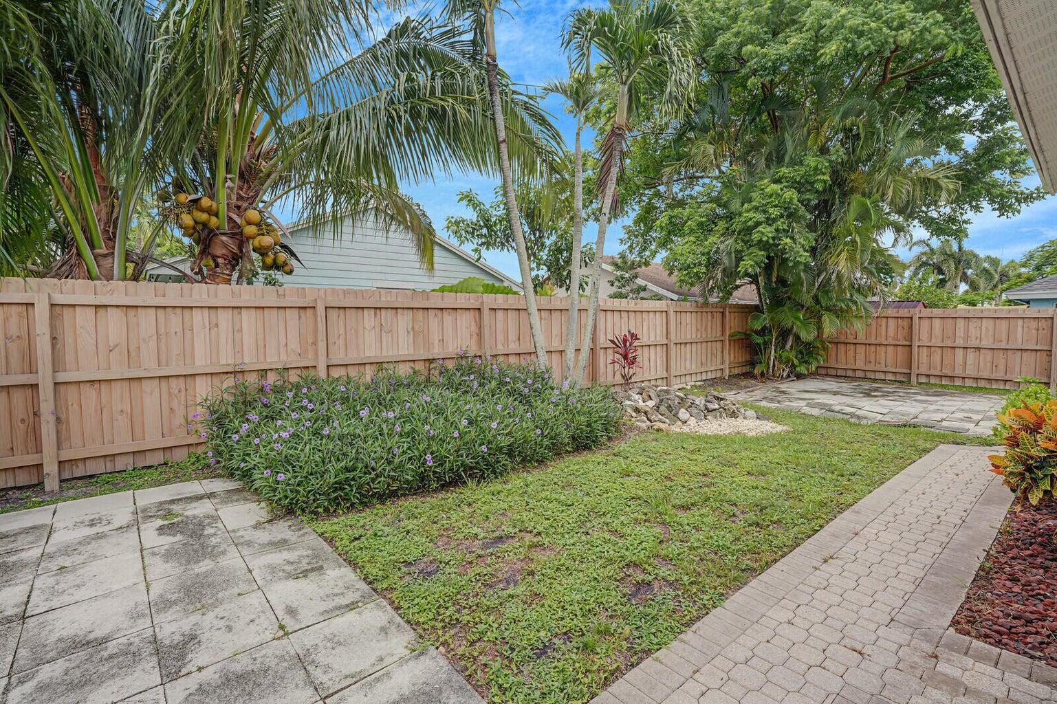 6467 Foster, Jupiter FL 33458