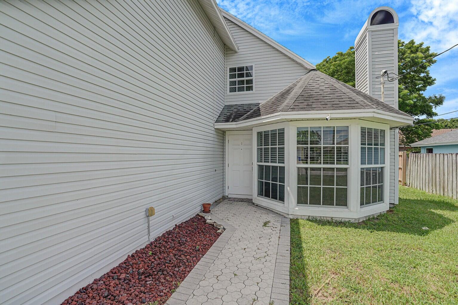 6467 Foster, Jupiter FL 33458