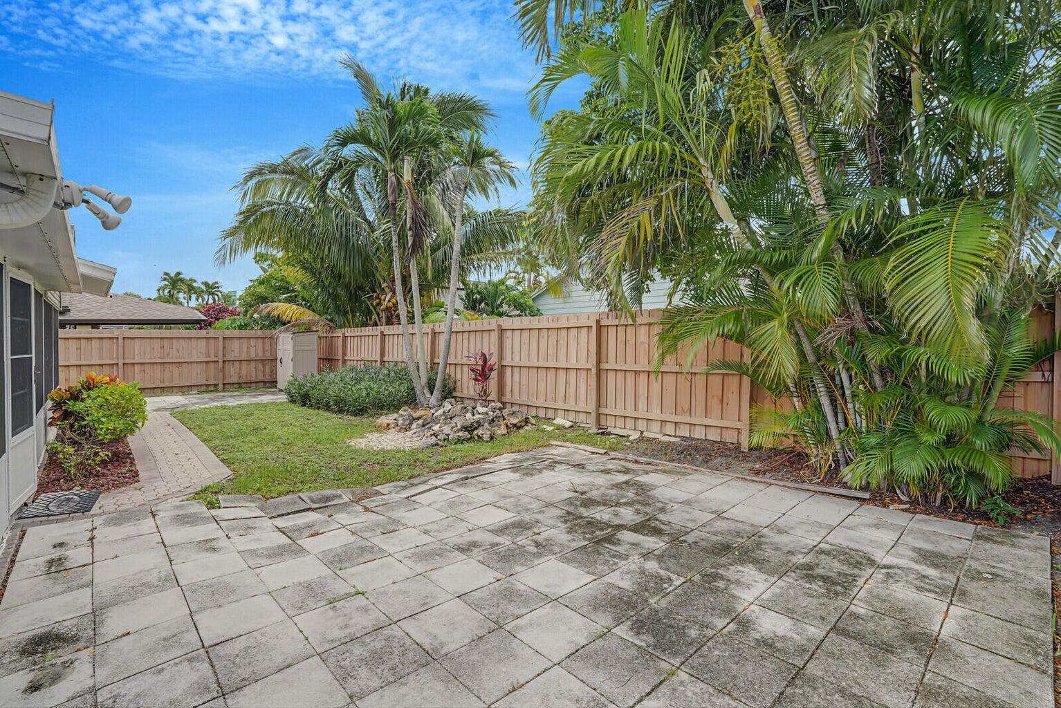6467 Foster, Jupiter FL 33458
