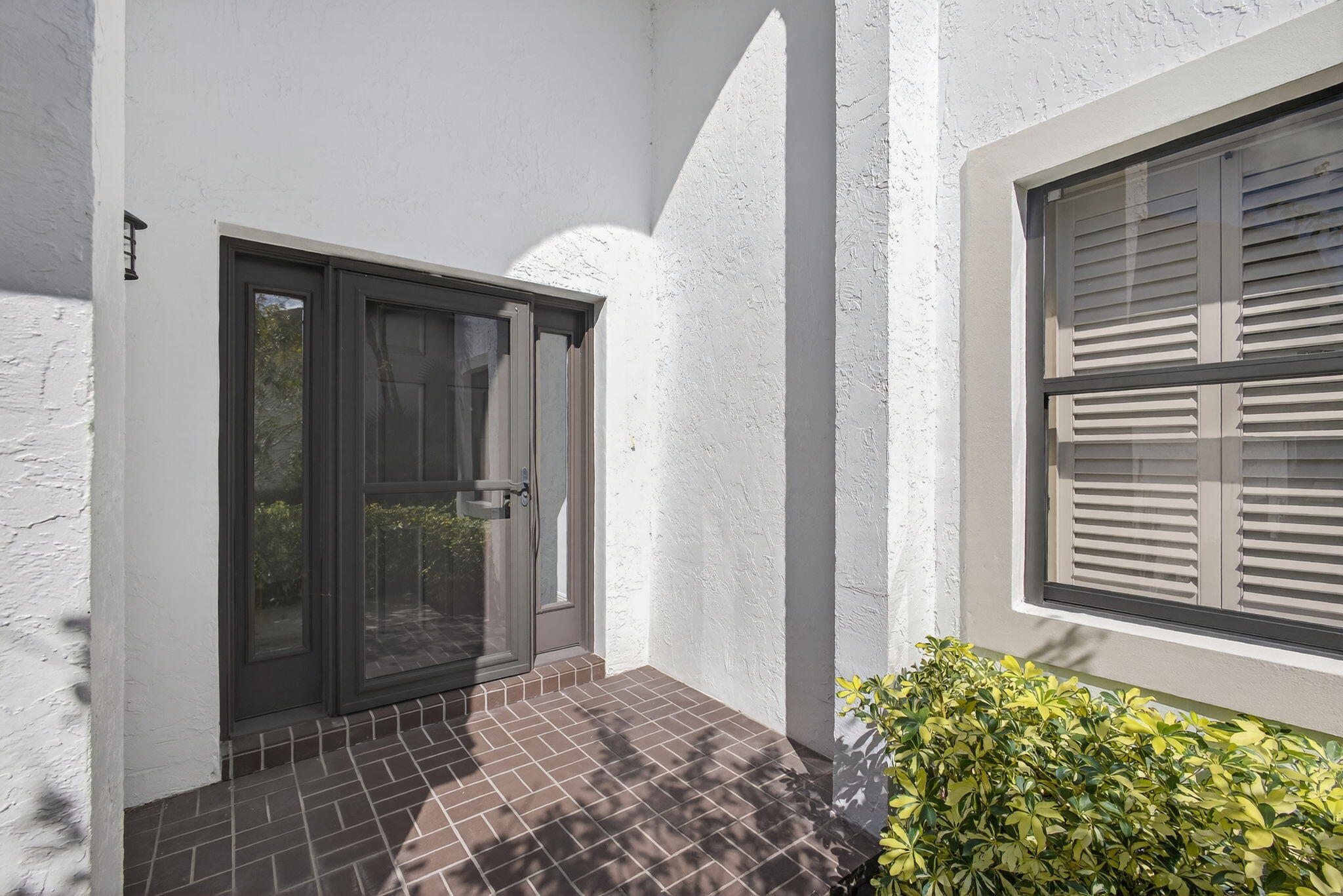 16648 Traders #108, Jupiter FL 33477