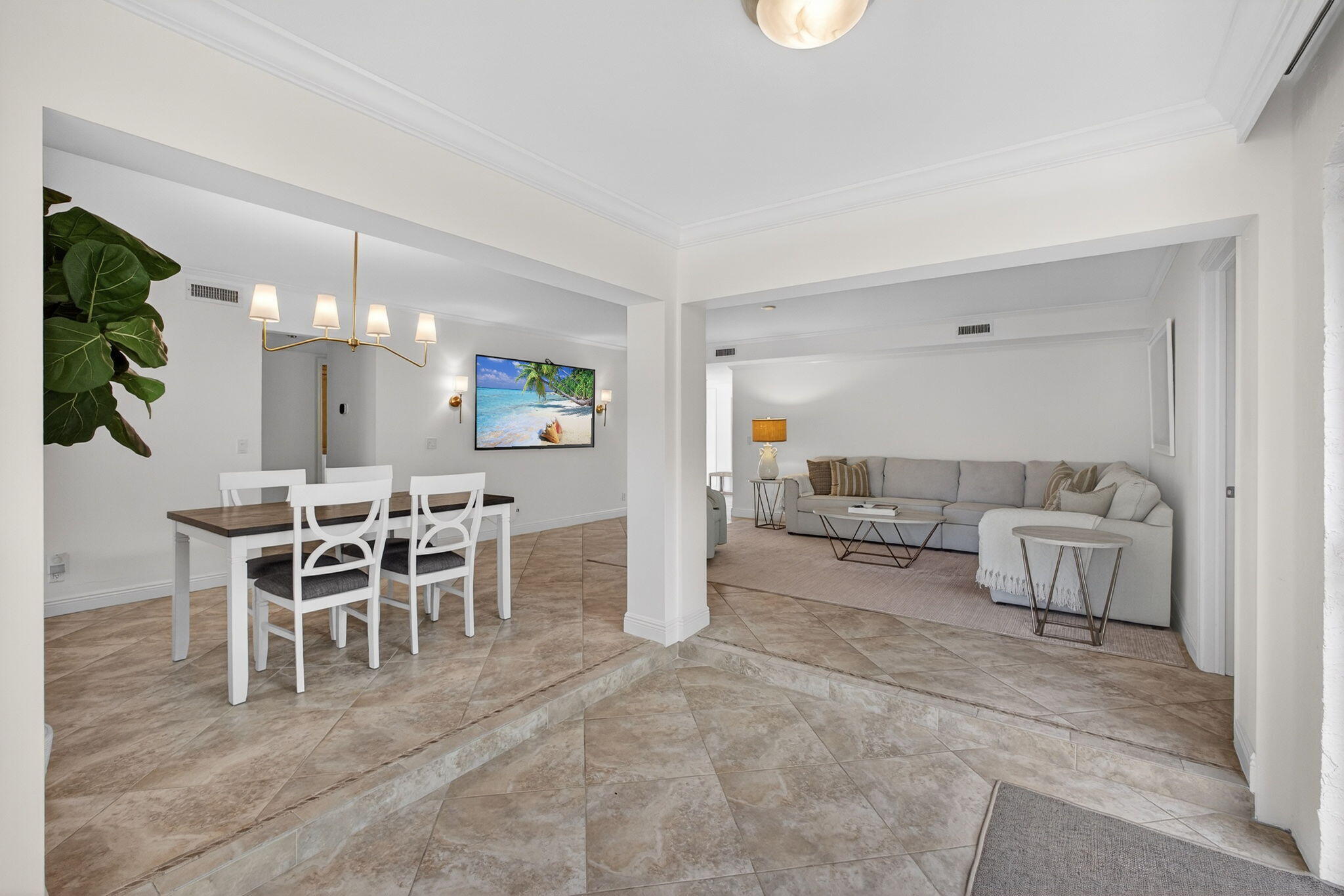 16648 Traders #108, Jupiter FL 33477