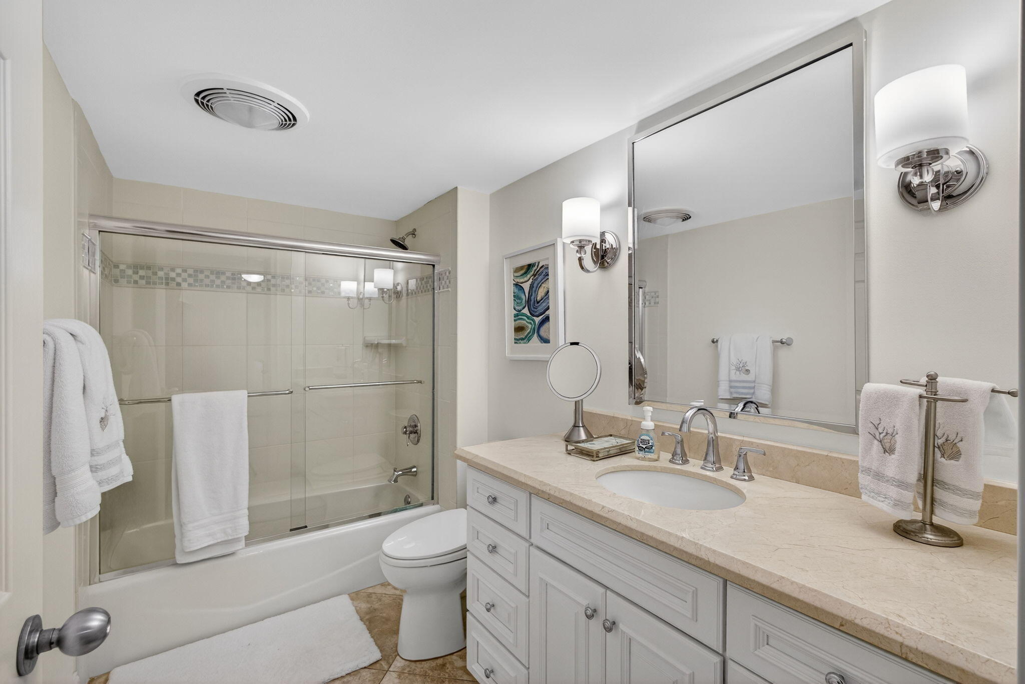 16648 Traders #108, Jupiter FL 33477