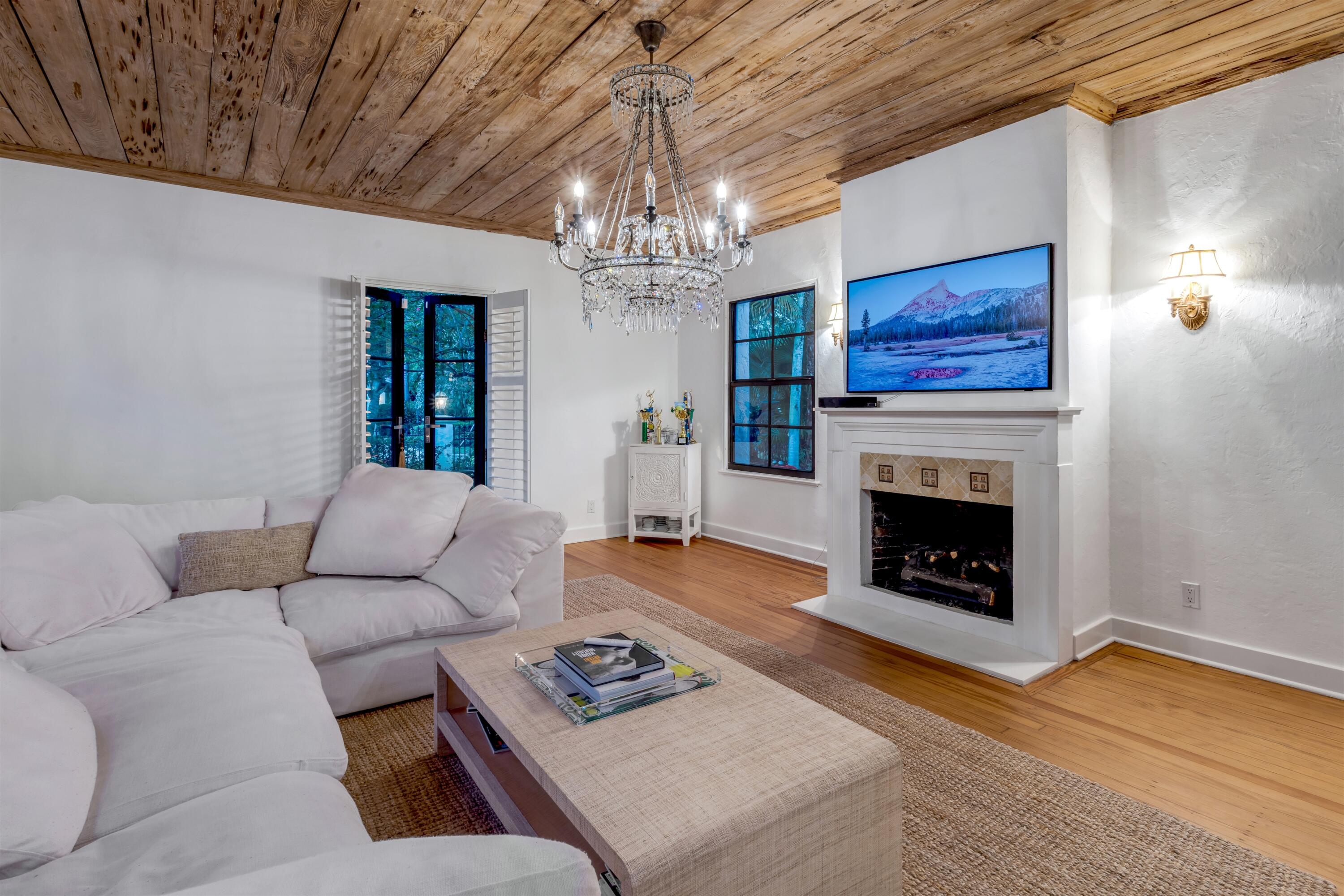 755 Alamanda, Boca Raton FL 33486