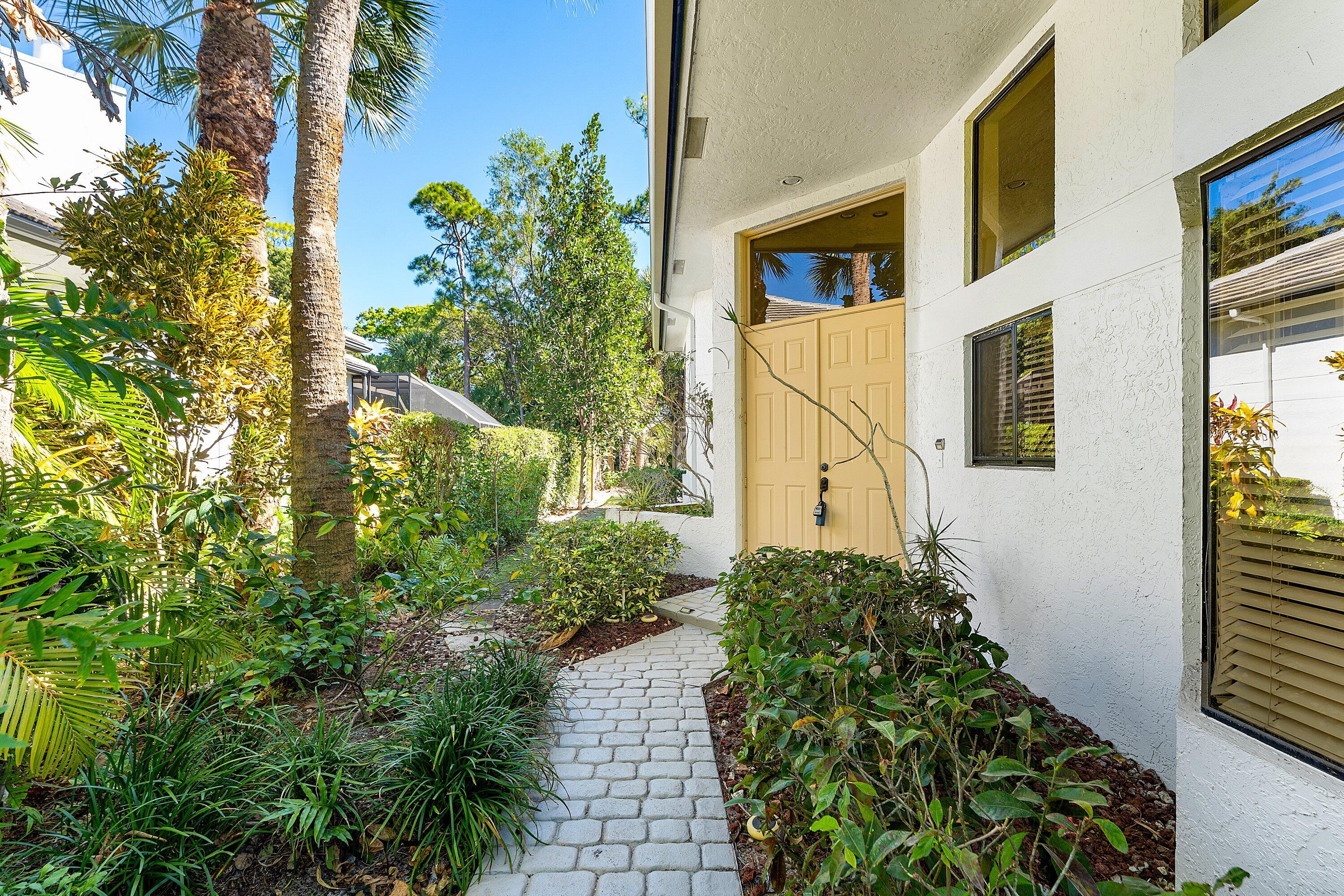1120 Sand Drift #A, West Palm Beach FL 33411