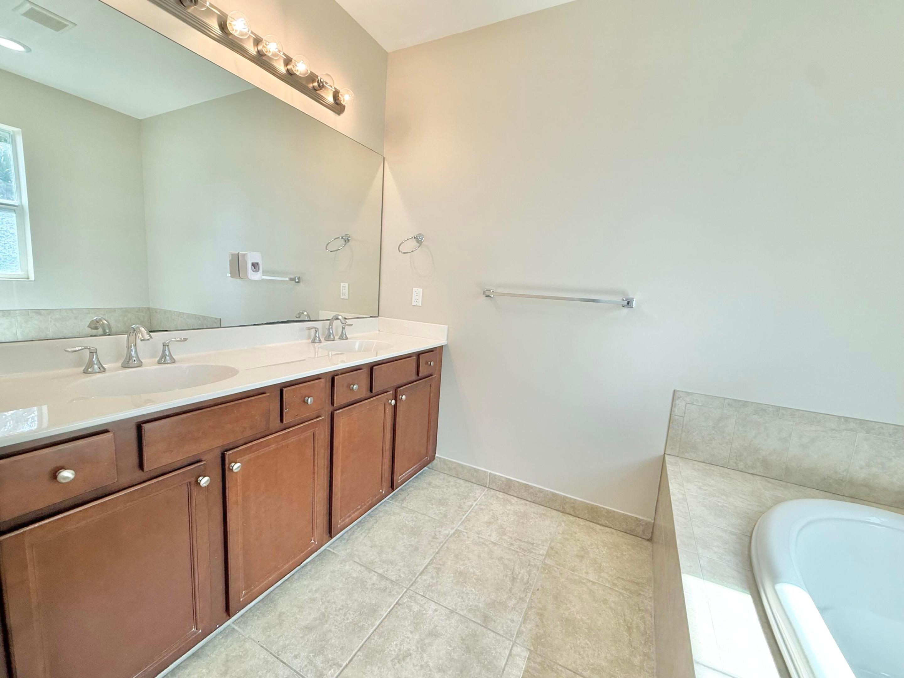 4630 Mediterranean, Palm Beach Gardens FL 33418
