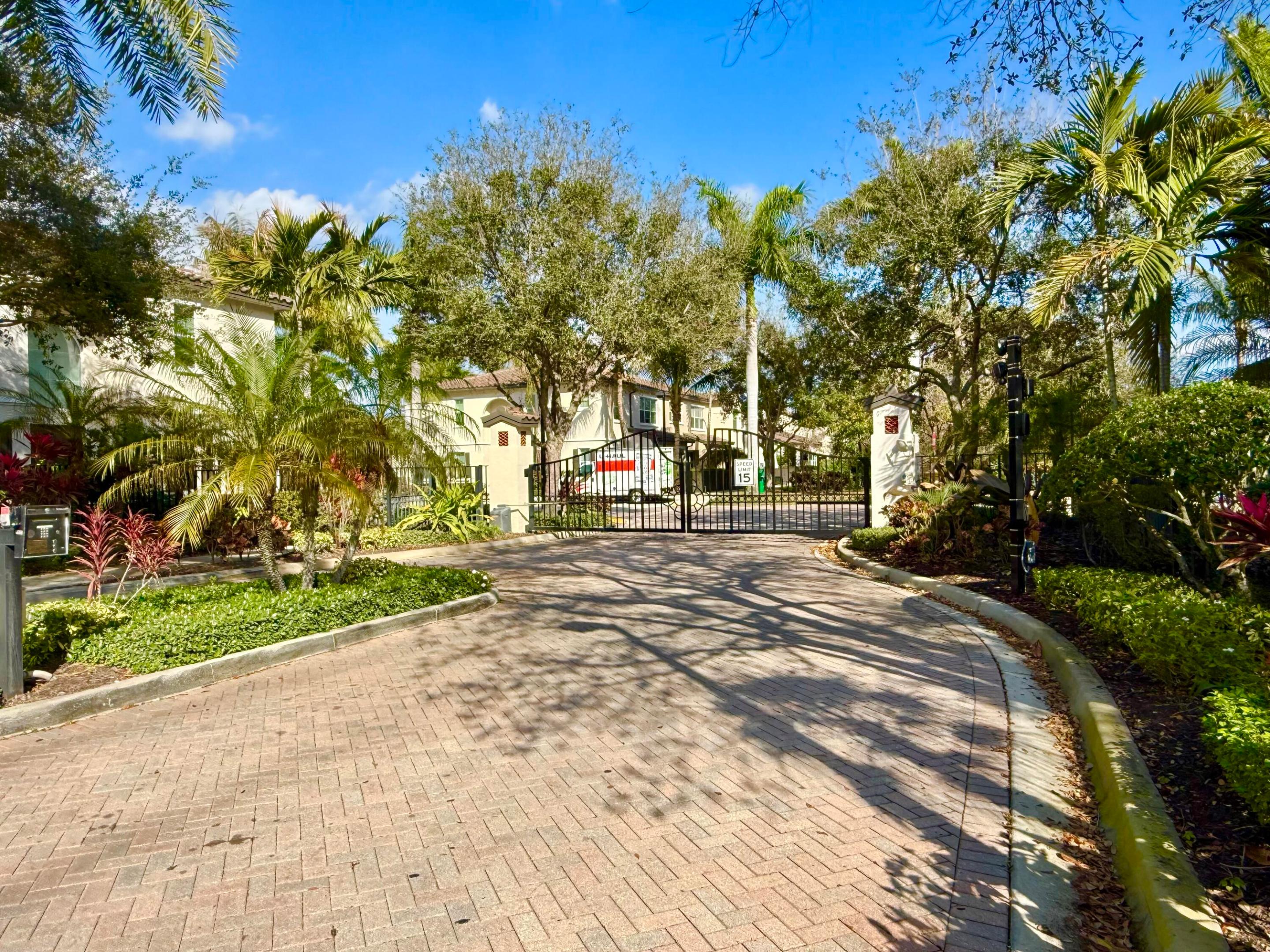 4630 Mediterranean, Palm Beach Gardens FL 33418