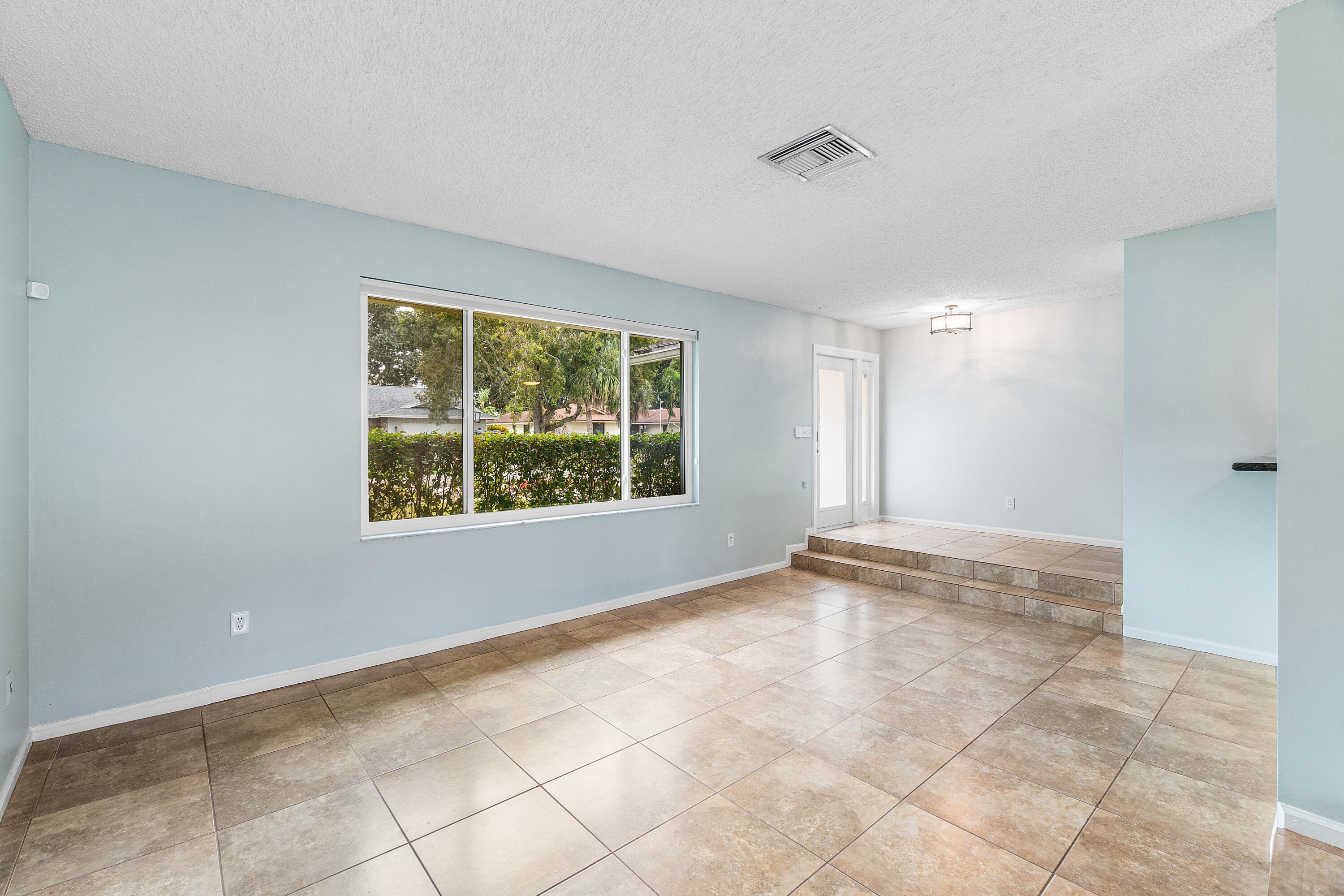 4060 Birchwood, Boca Raton FL 33487