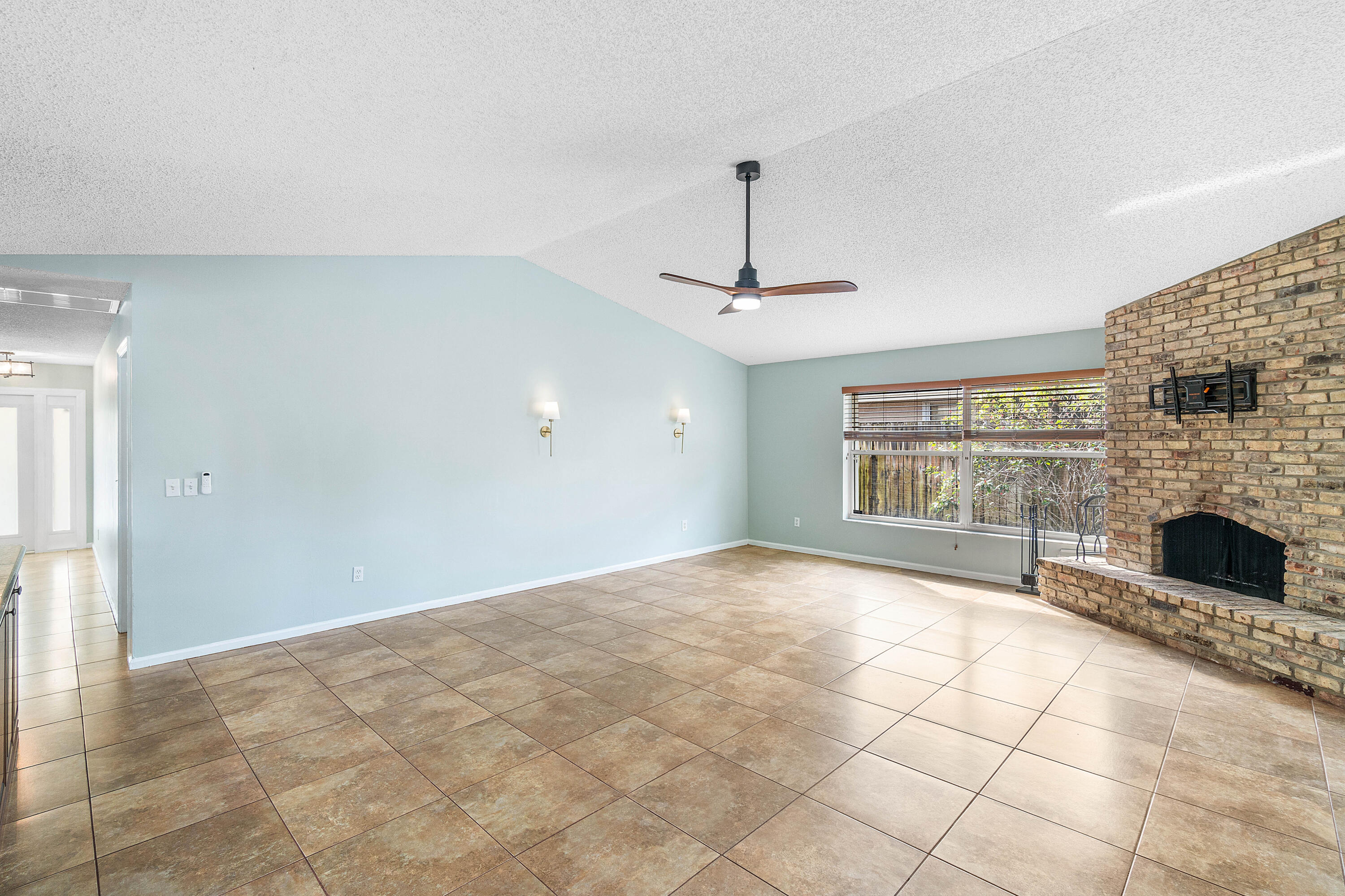 4060 Birchwood, Boca Raton FL 33487