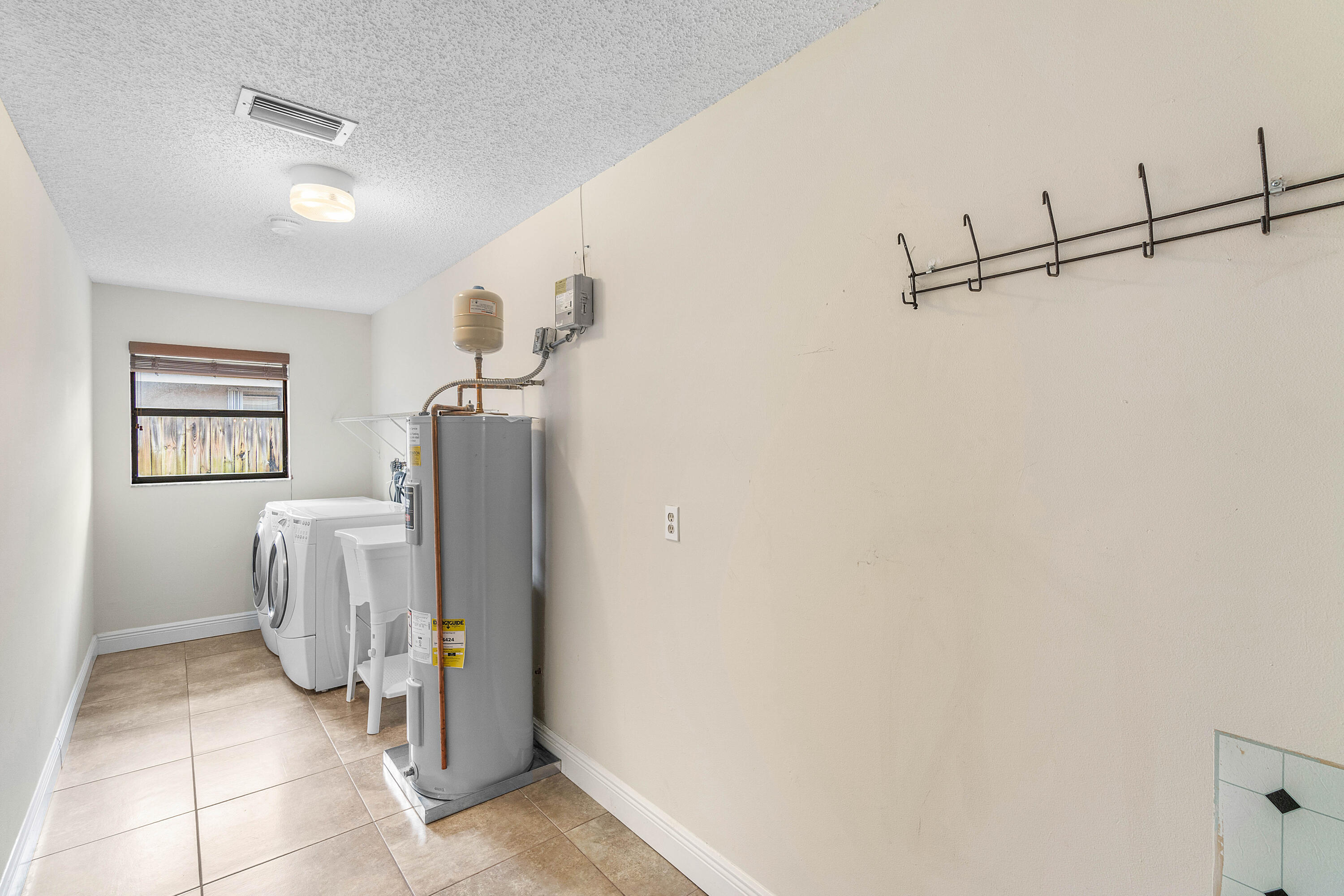 4060 Birchwood, Boca Raton FL 33487